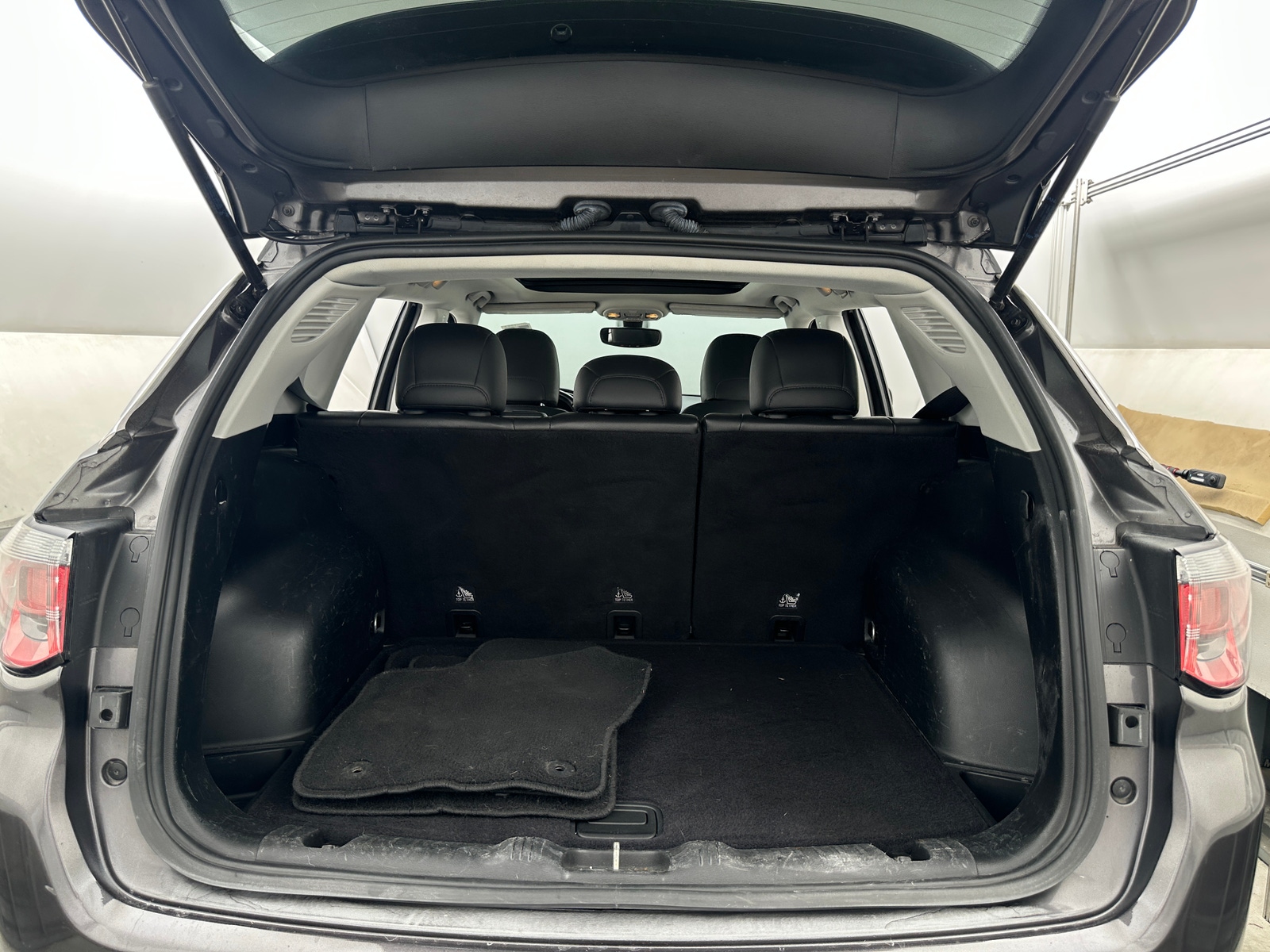 Thumbnail: 2019 Jeep Compass - 6