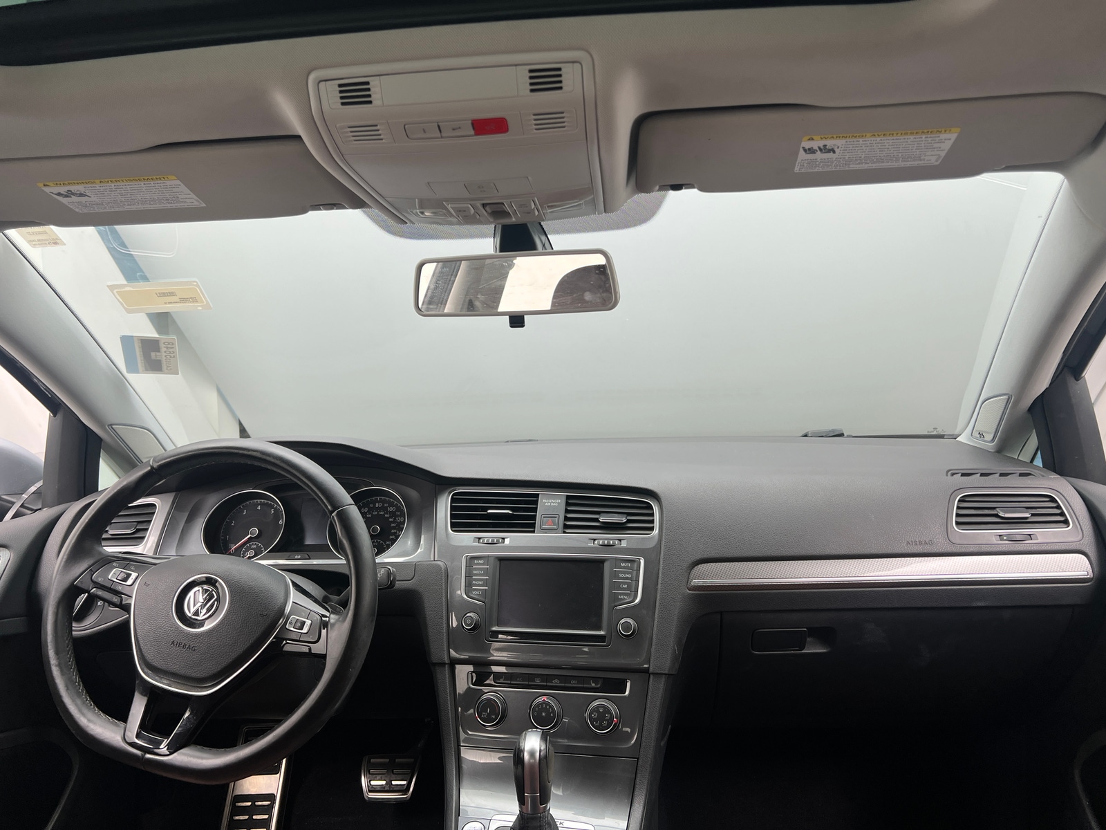 Thumbnail: 2017 Volkswagen Golf - 2