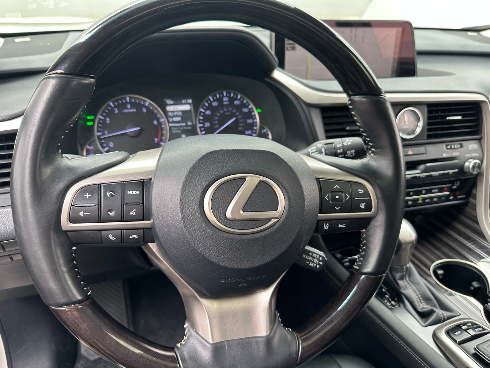 Thumbnail: 2019 Lexus RX - 4