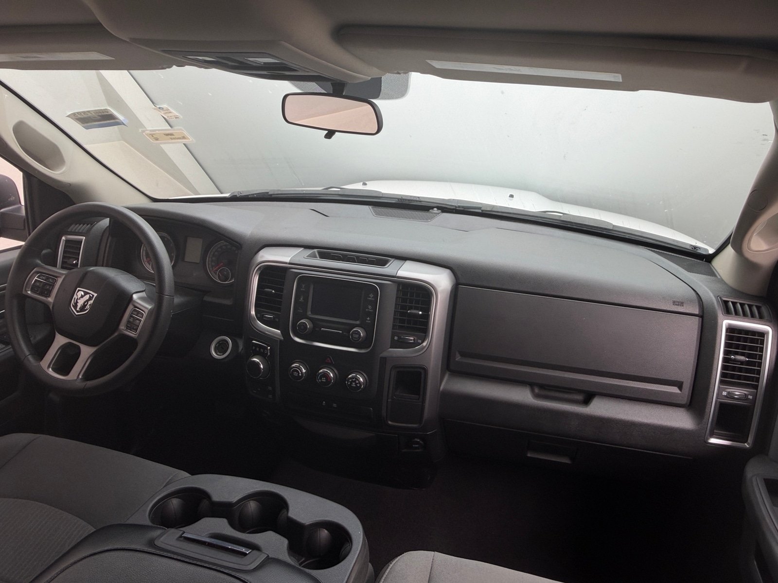 Thumbnail: 2024 RAM 1500 Classic - 3