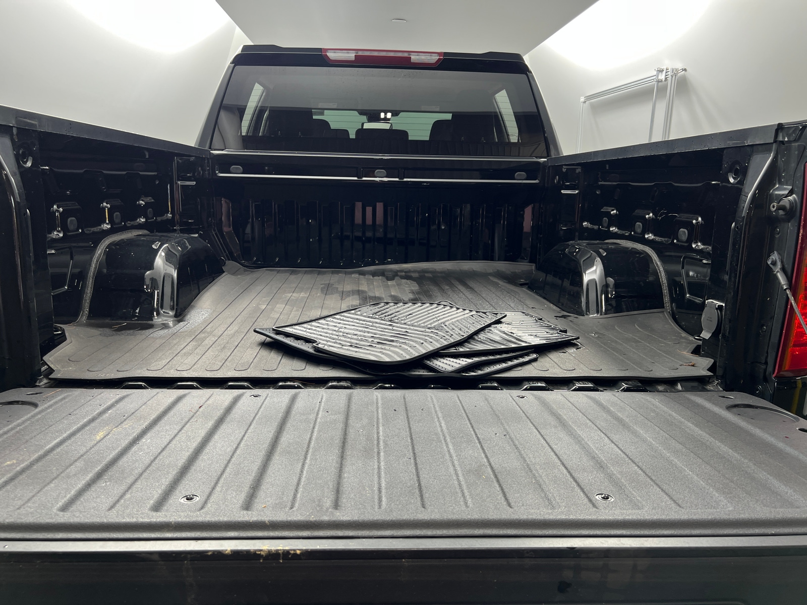 Thumbnail: 2023 Chevrolet Silverado 1500 - 7