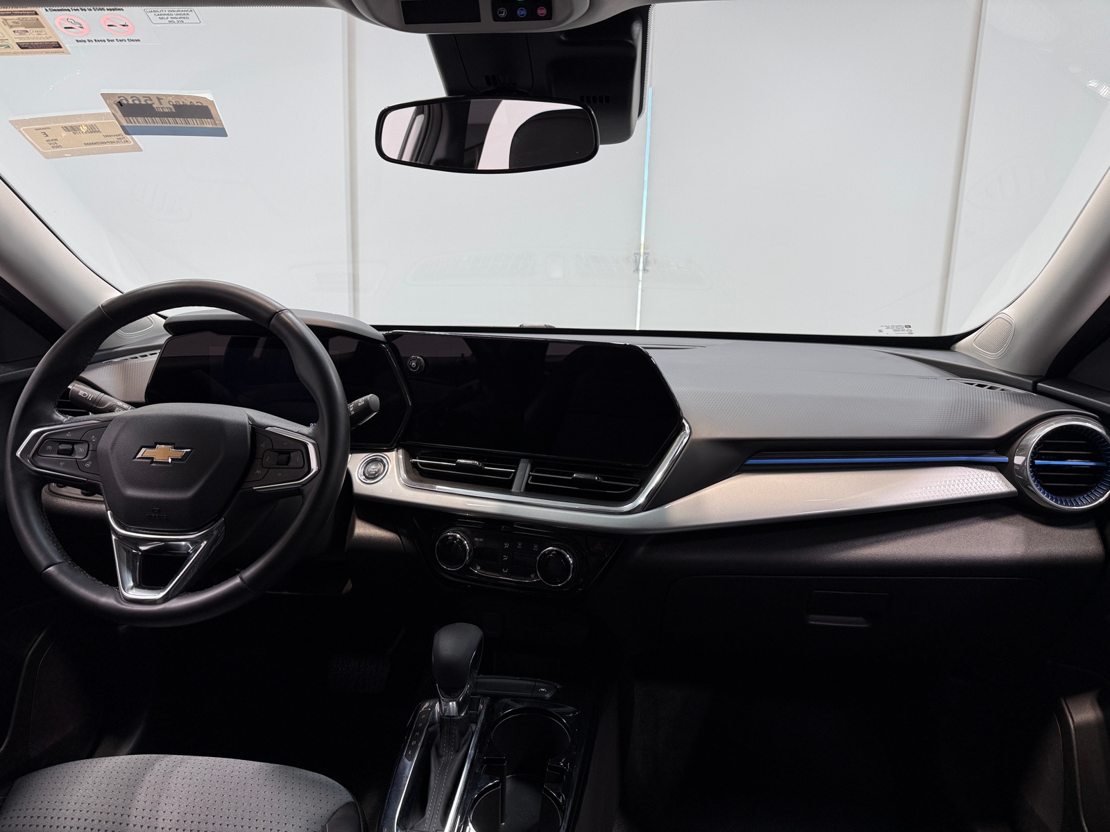 Thumbnail: 2025 Chevrolet Trax - 2