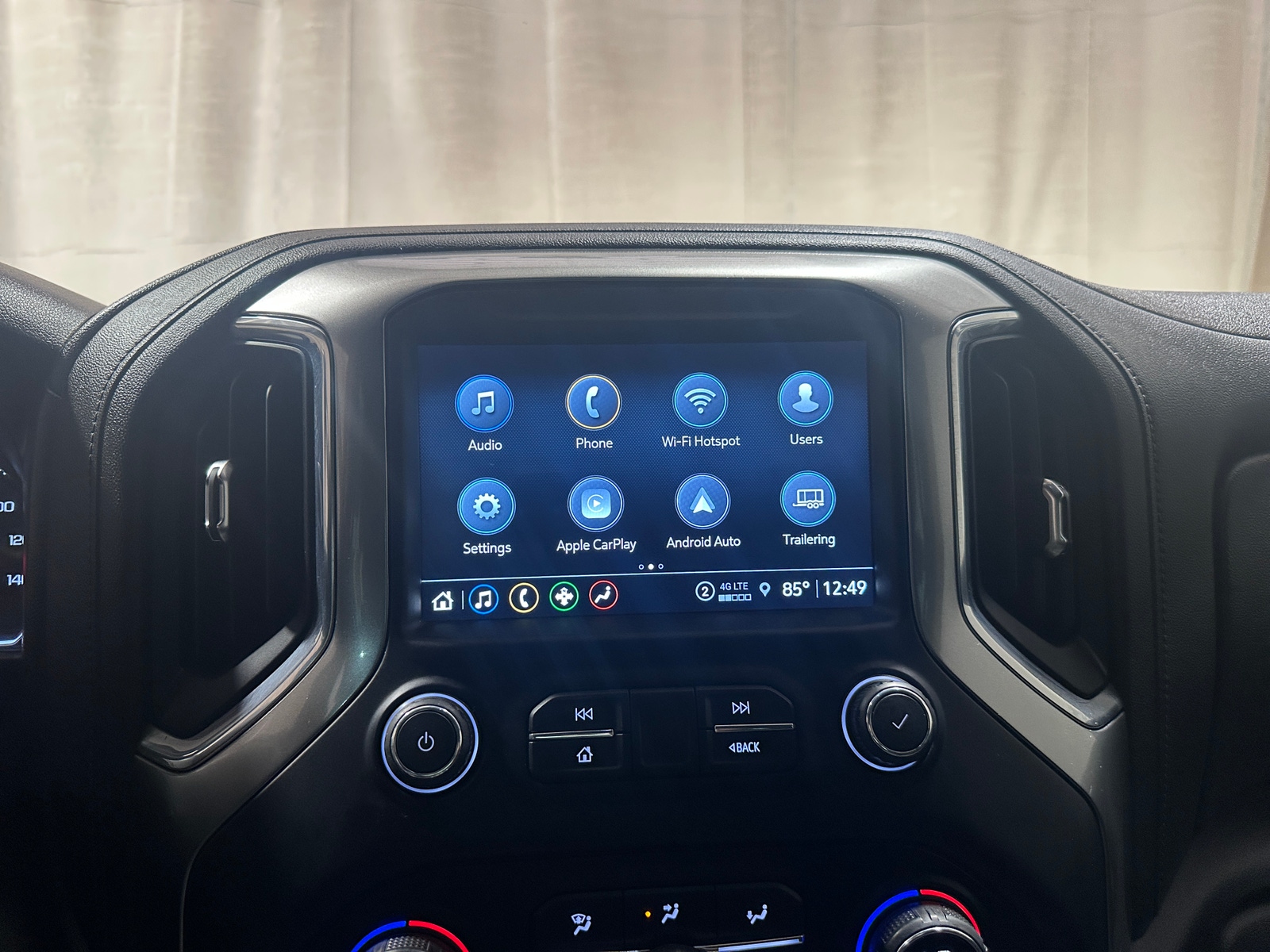 Thumbnail: 2021 Chevrolet Silverado 1500 - 4