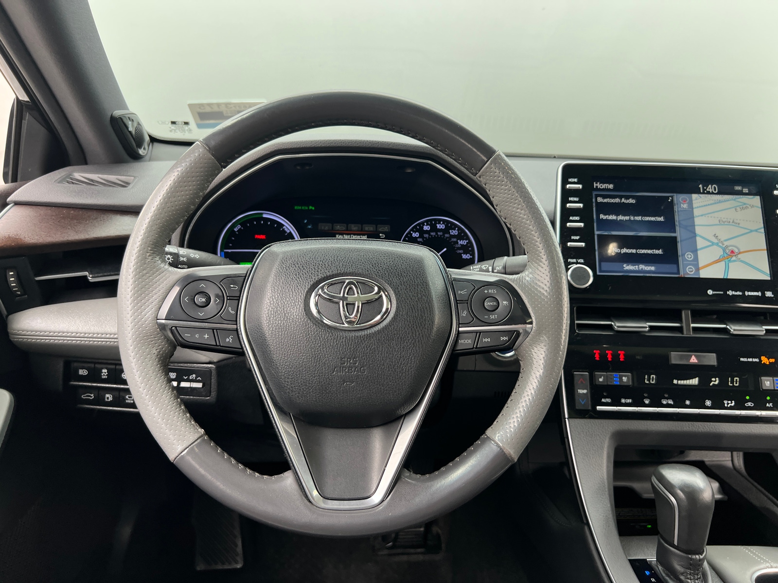 Thumbnail: 2019 Toyota Avalon - 4