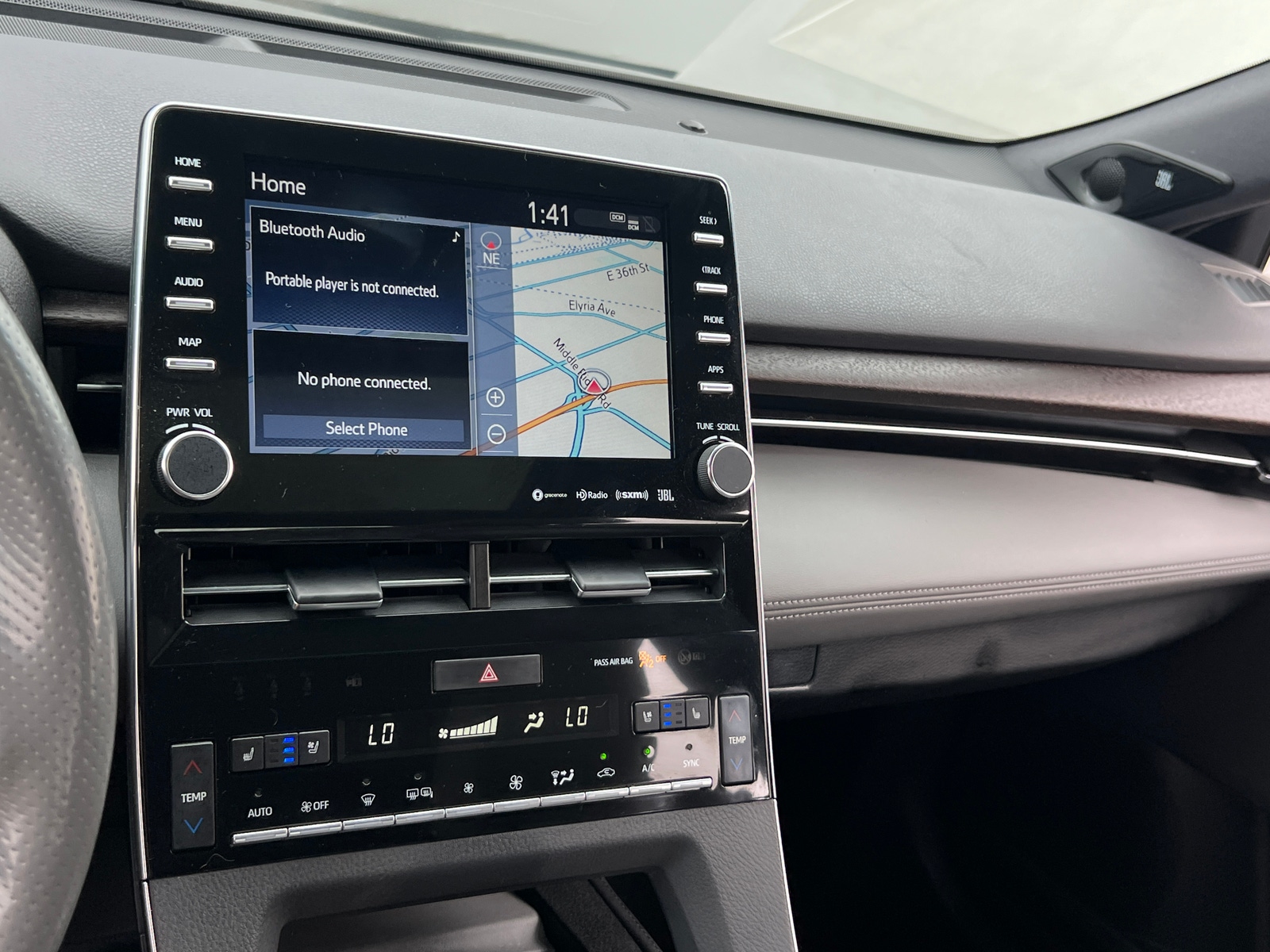 Thumbnail: 2019 Toyota Avalon - 3