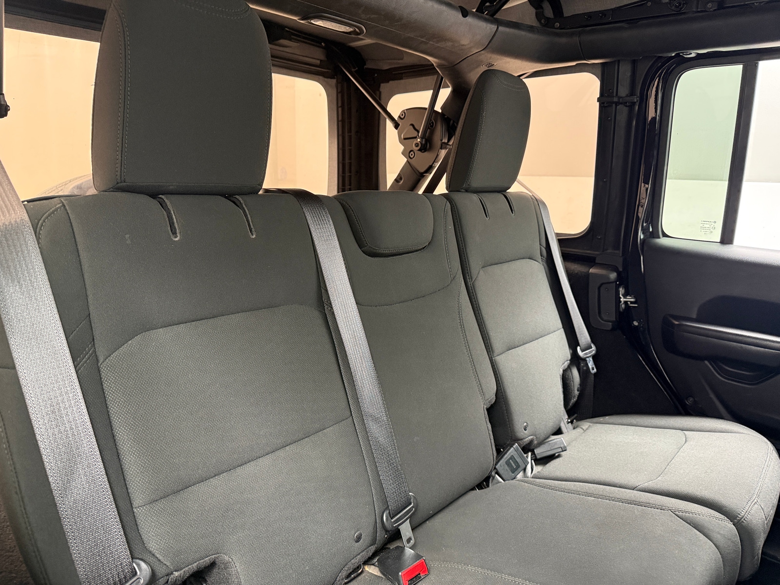 Thumbnail: 2018 Jeep Wrangler - 6