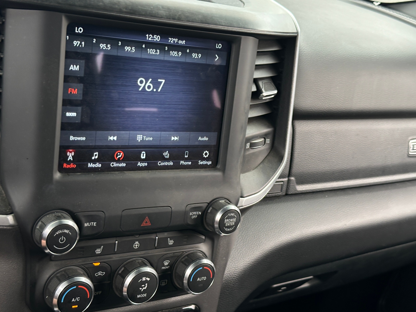 Thumbnail: 2020 RAM 1500 - 4