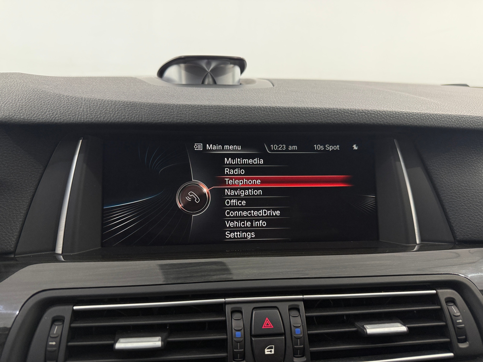 Thumbnail: 2016 BMW M5 - 3