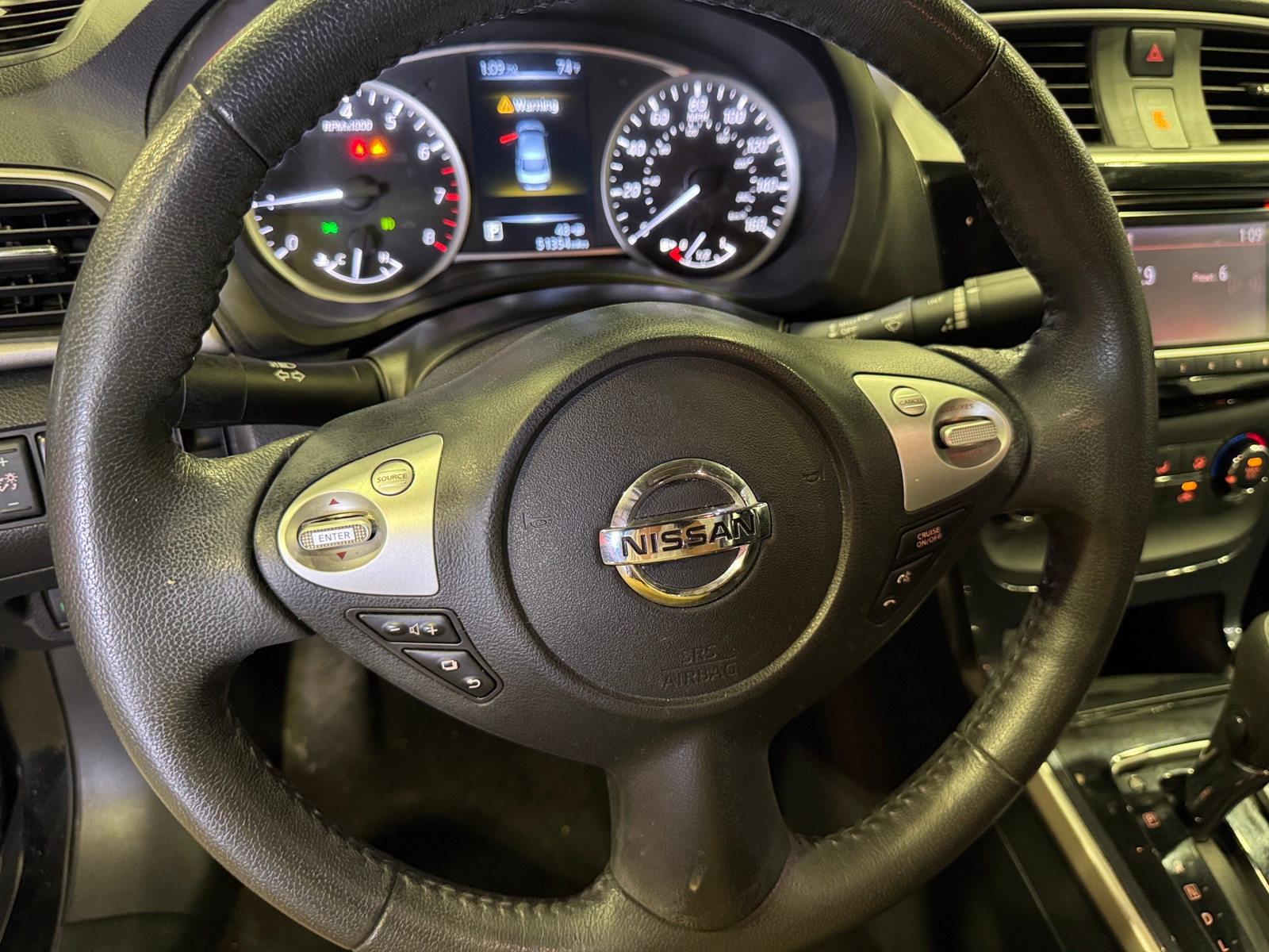 Thumbnail: 2017 Nissan Sentra - 5