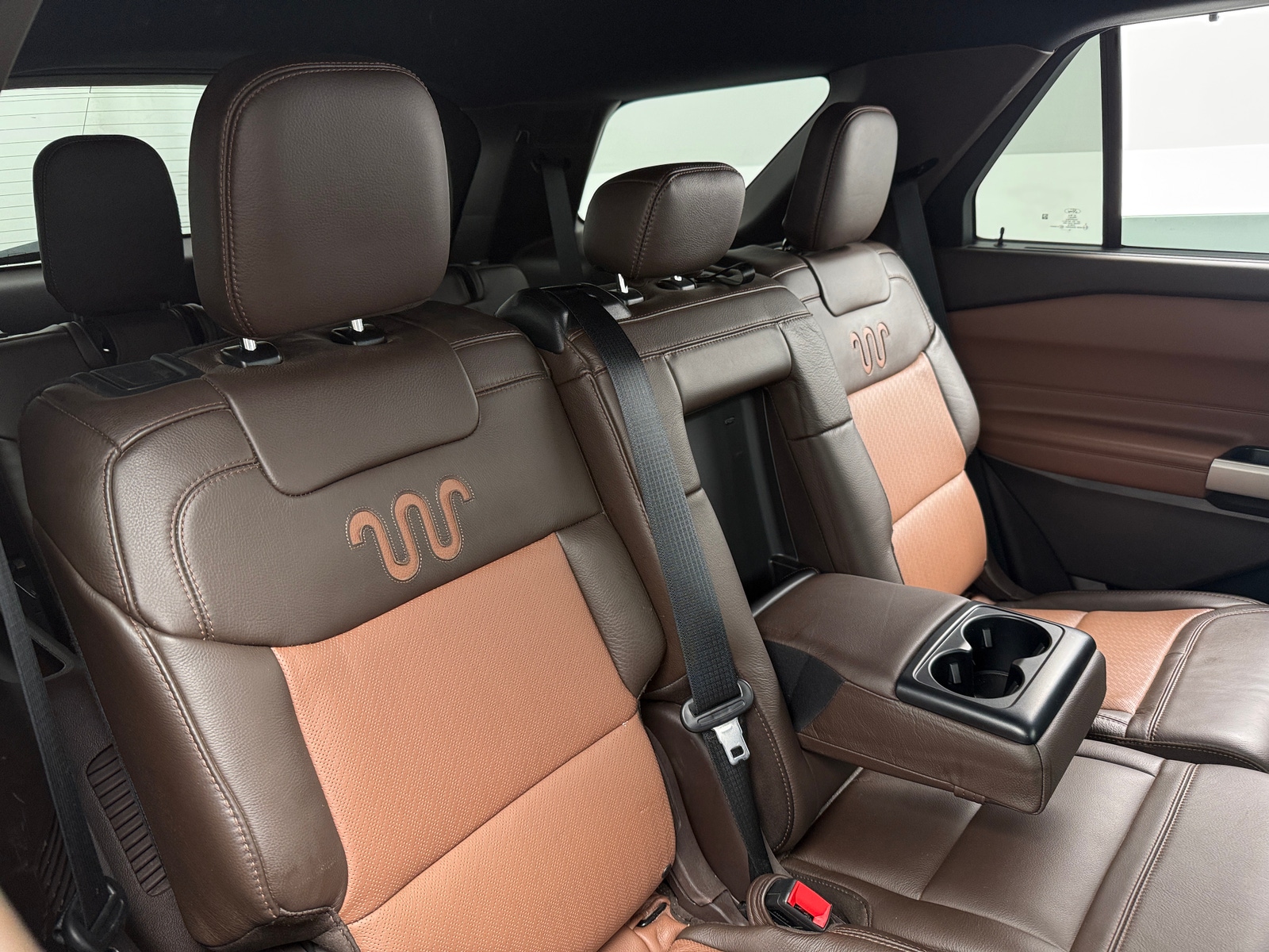 Thumbnail: 2022 Ford Explorer - 5