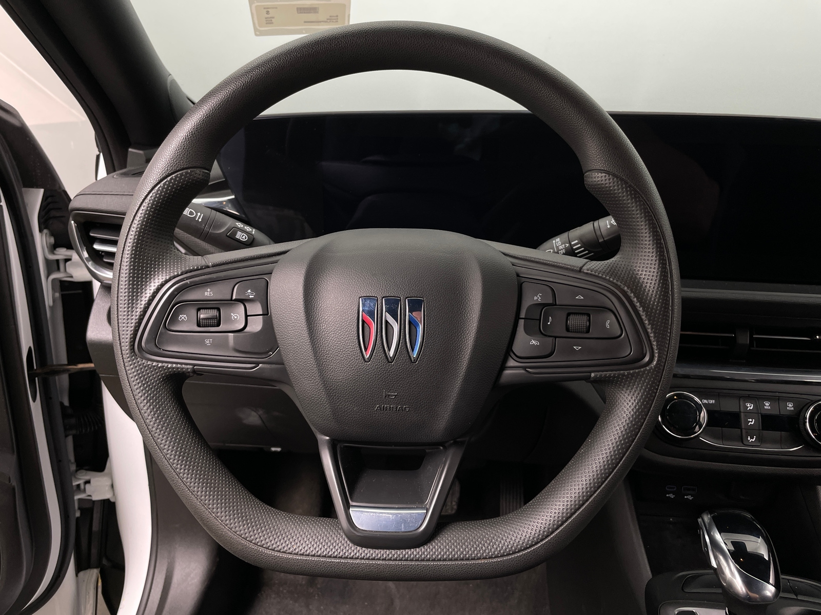 Thumbnail: 2025 Buick Envista - 4