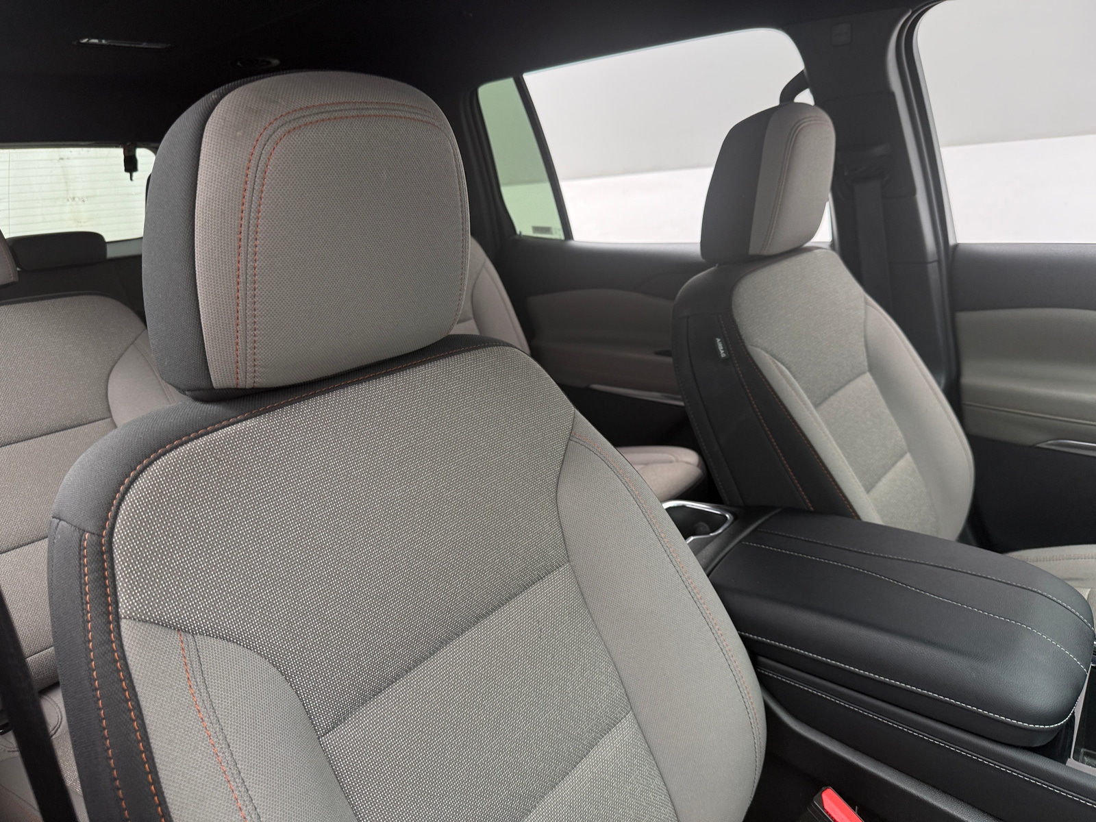 Thumbnail: 2026 Chevrolet Traverse - 2