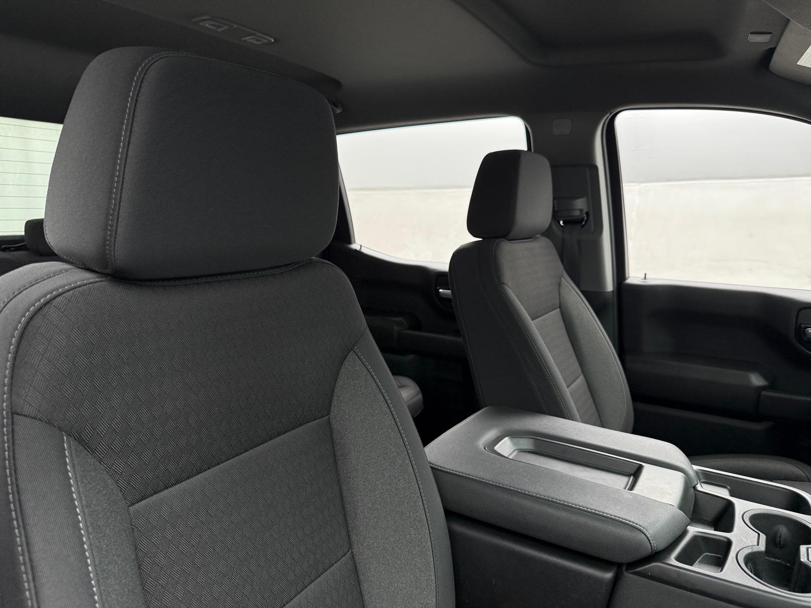 Thumbnail: 2026 Chevrolet Silverado 1500 - 2