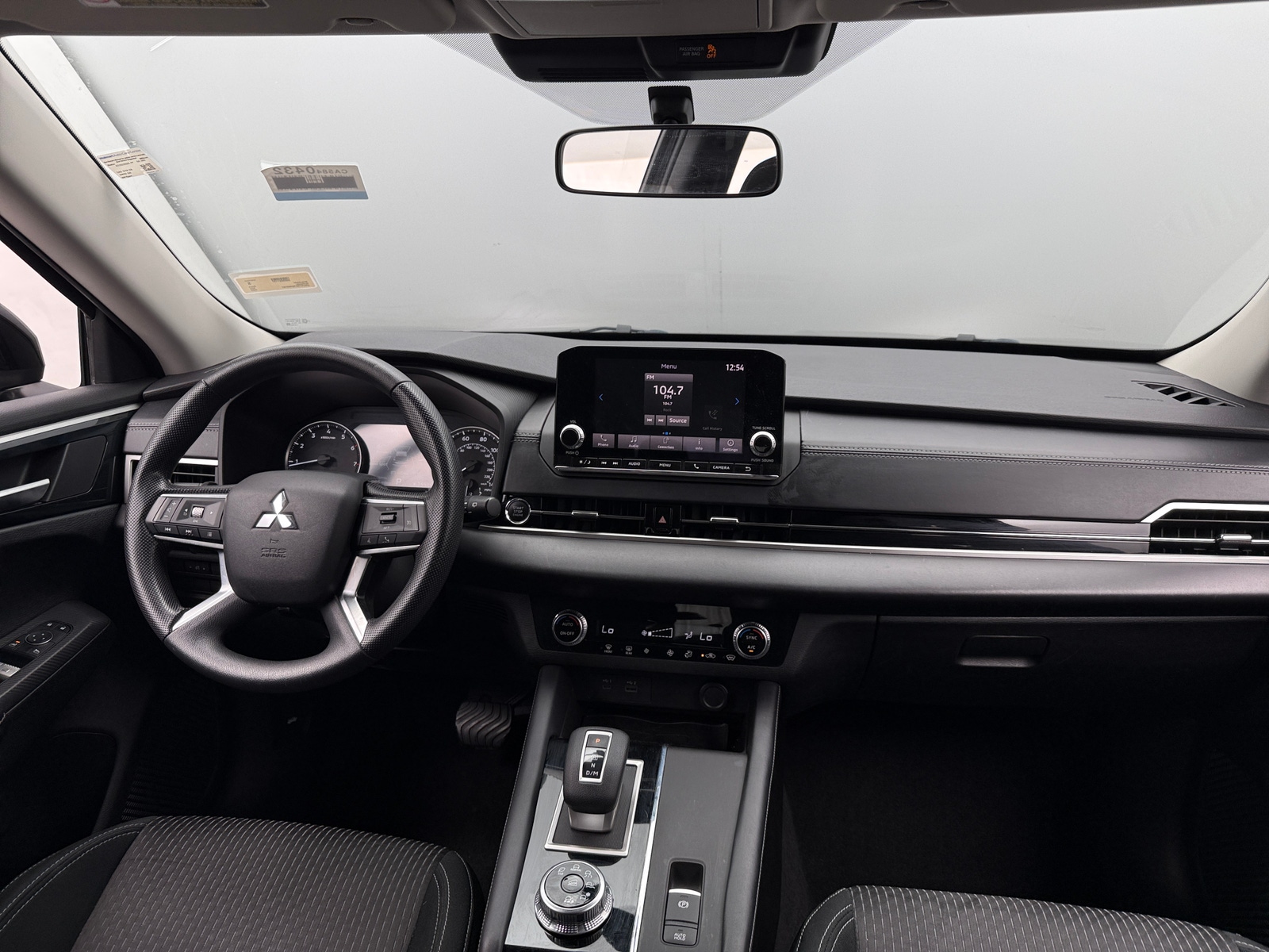 Thumbnail: 2022 Mitsubishi Outlander - 3