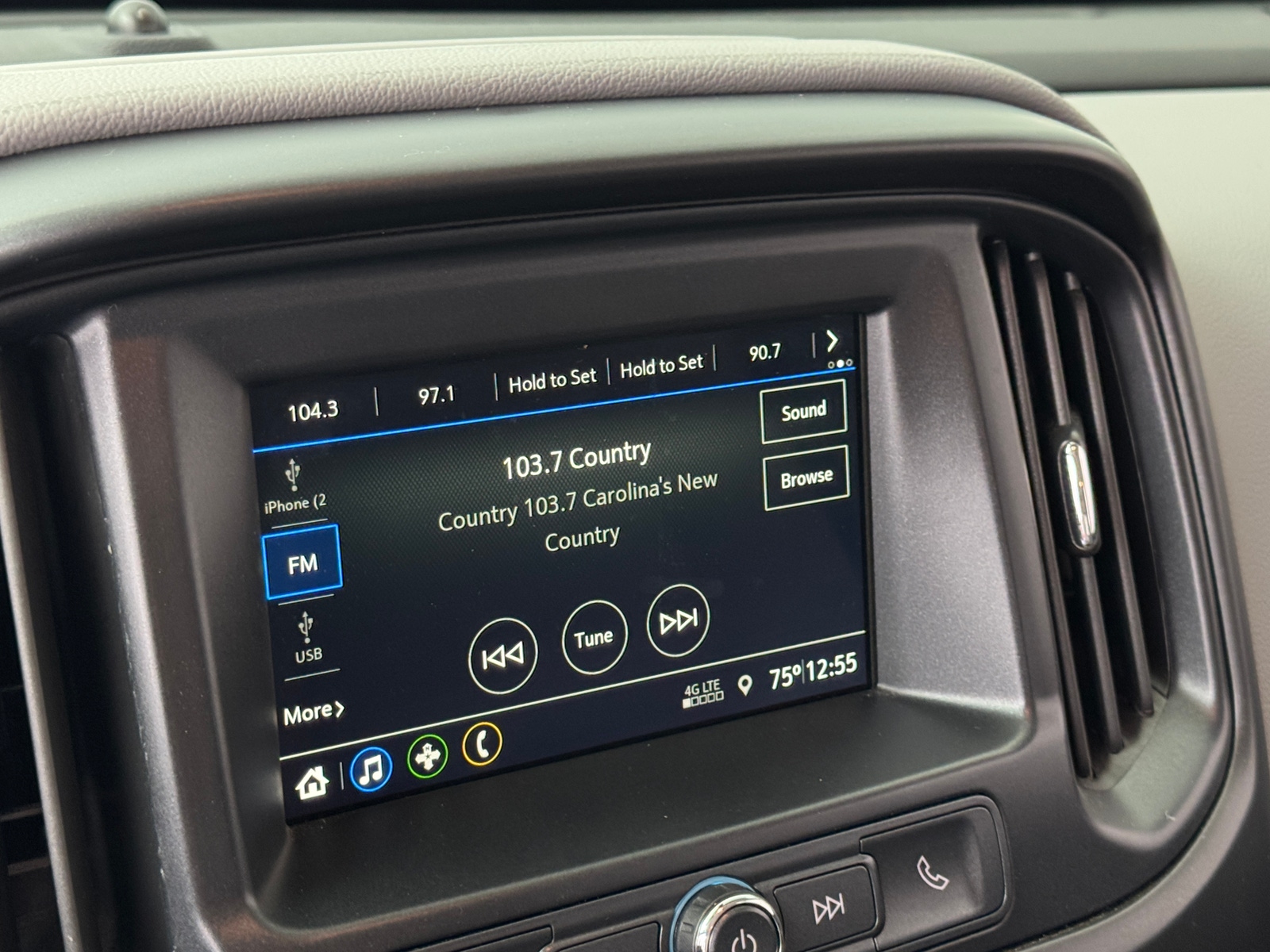 Thumbnail: 2019 Chevrolet Colorado - 4