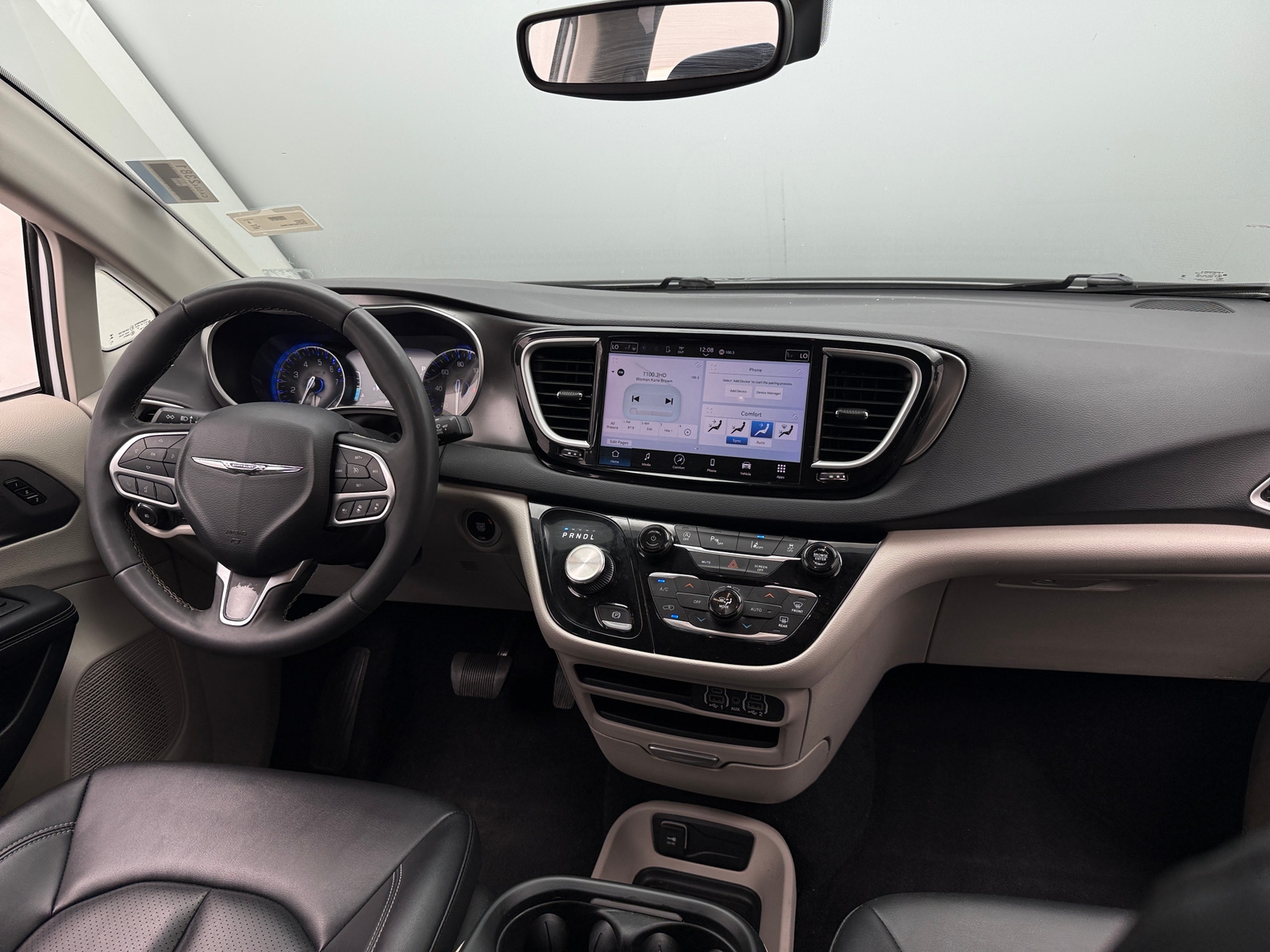 Thumbnail: 2024 Chrysler Pacifica - 2