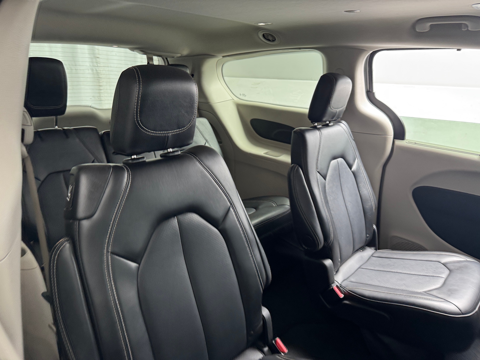Thumbnail: 2024 Chrysler Pacifica - 5