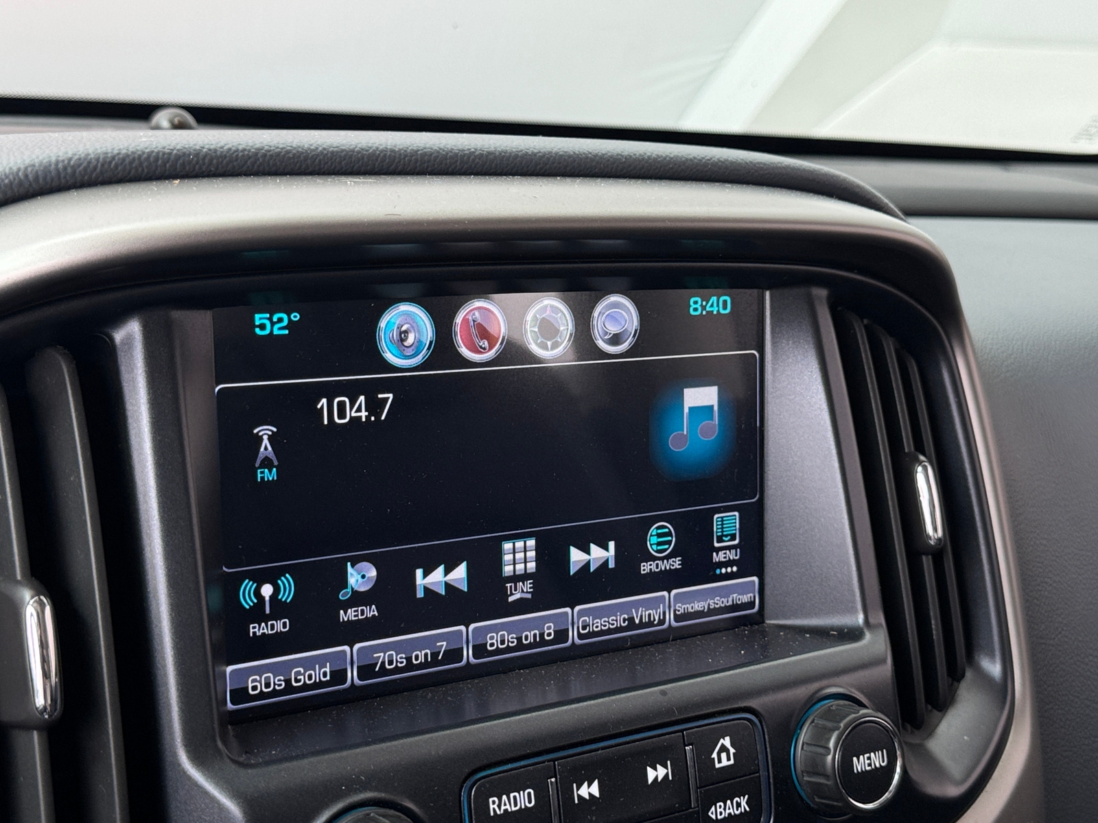 Thumbnail: 2016 Chevrolet Colorado - 3