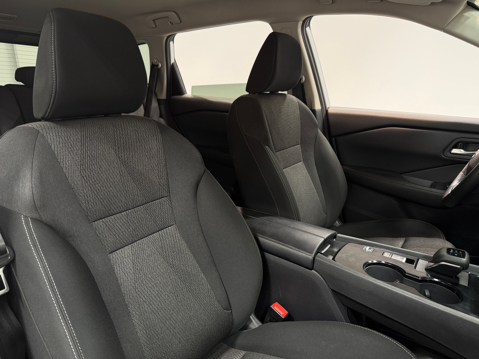 Thumbnail: 2025 Nissan Rogue - 2
