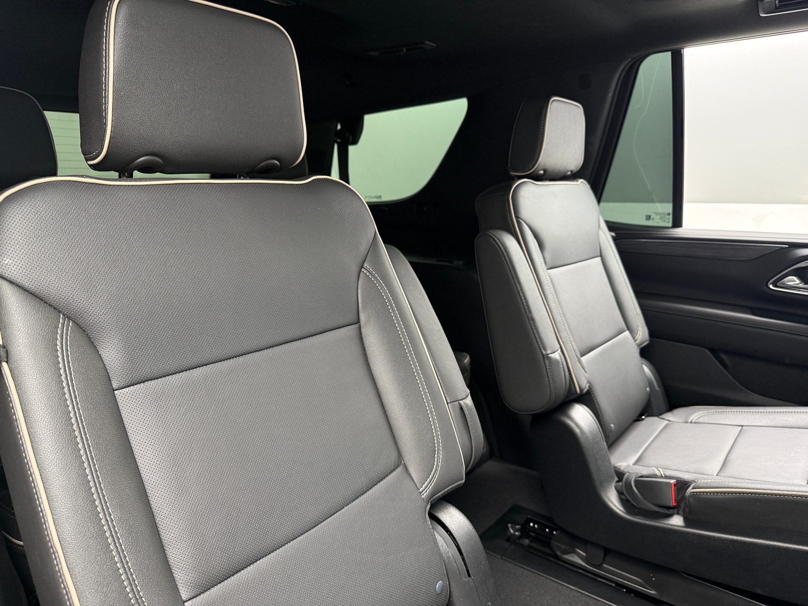 Thumbnail: 2023 GMC Yukon - 5