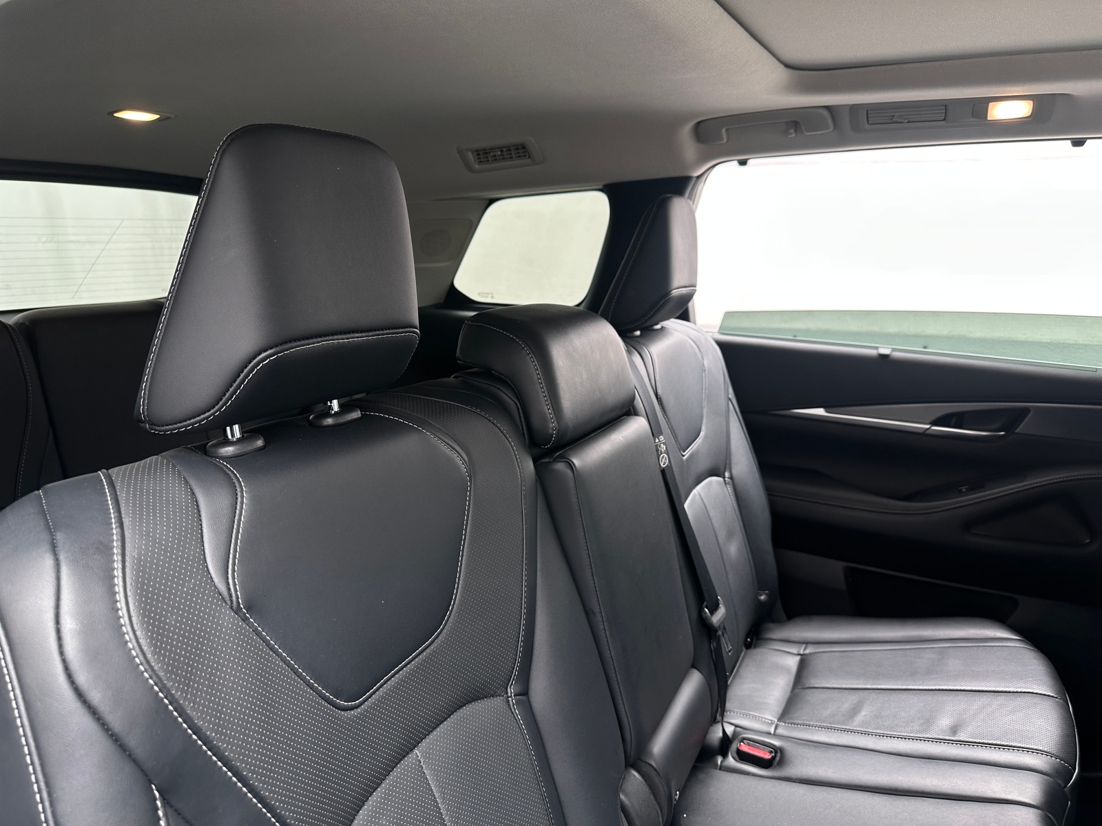 Thumbnail: 2023 INFINITI QX60 - 5