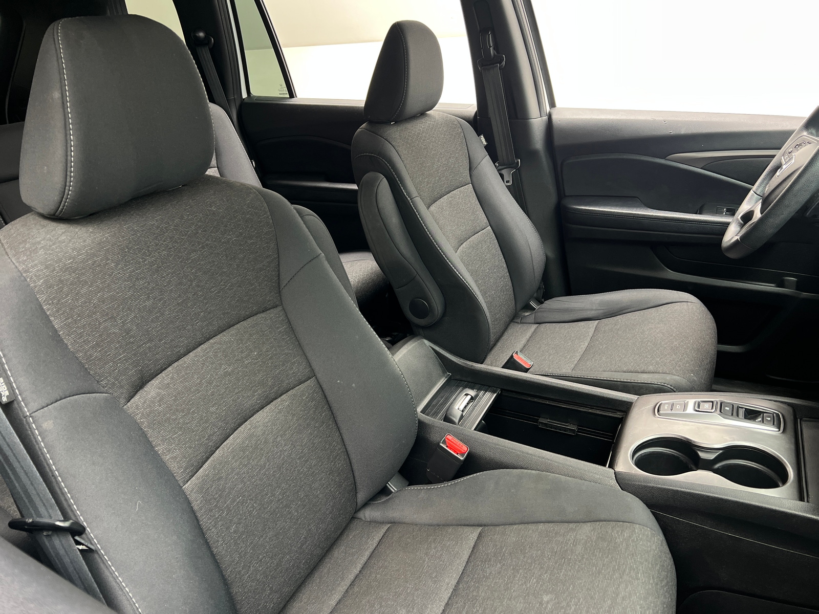 Thumbnail: 2019 Honda Passport - 2