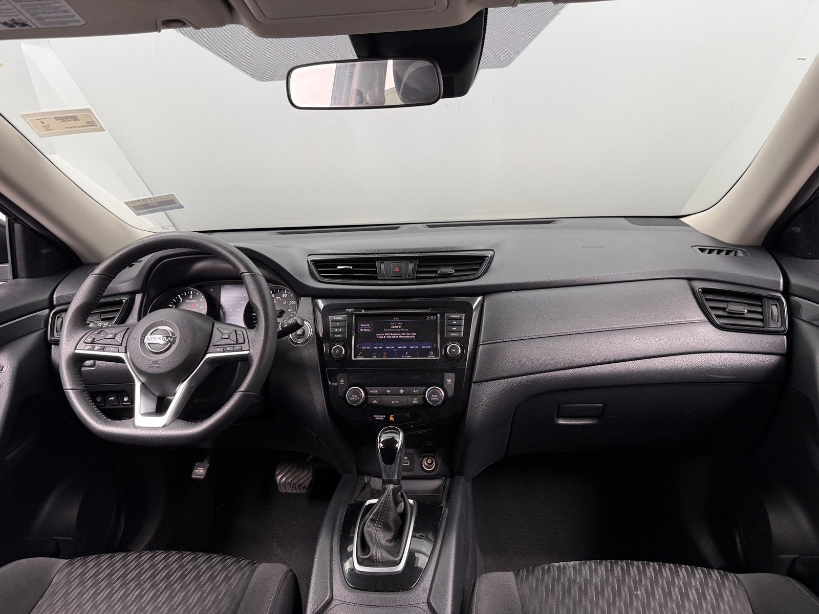 Thumbnail: 2020 Nissan Rogue - 3