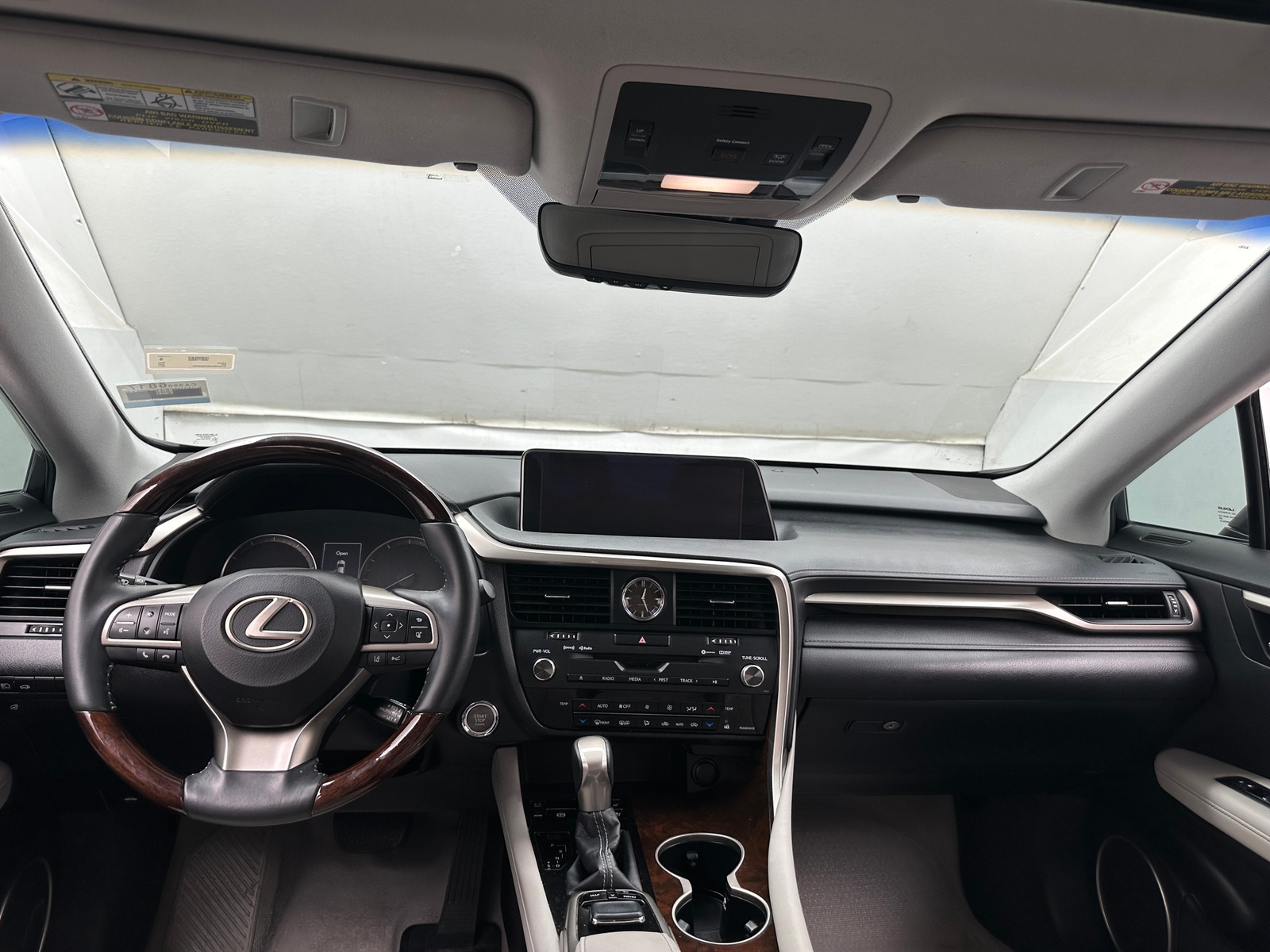 Thumbnail: 2017 Lexus RX - 3