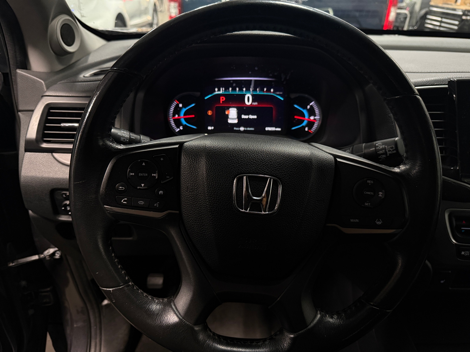 Thumbnail: 2020 Honda Pilot - 4