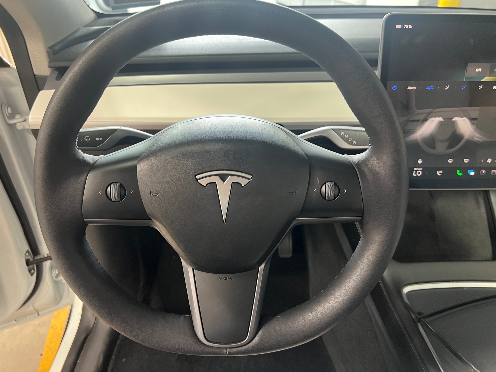 Thumbnail: 2022 Tesla Model Y - 4