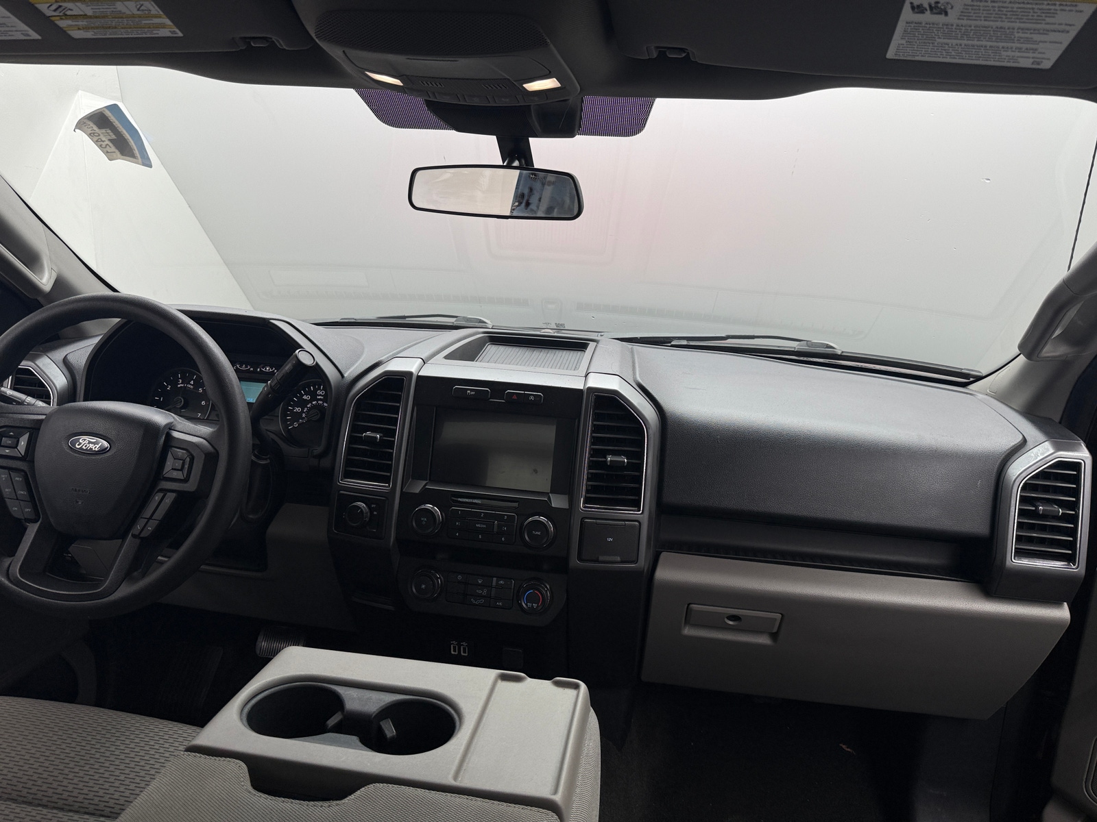 Thumbnail: 2019 Ford Econoline - 3
