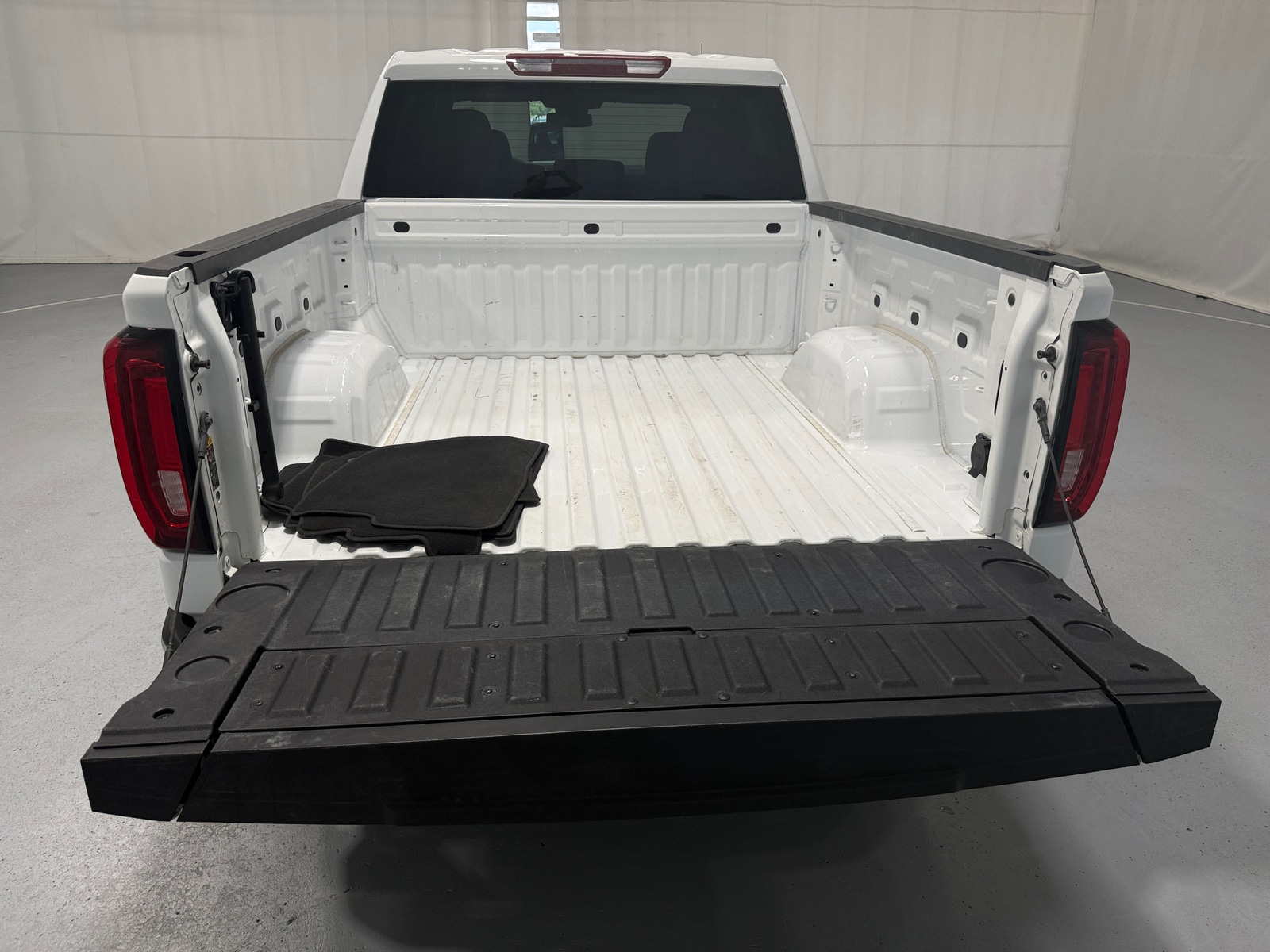 Thumbnail: 2025 GMC Sierra 1500 - 6