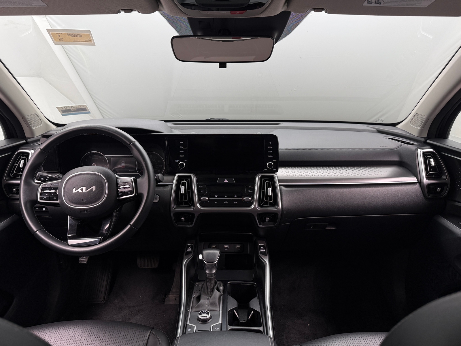 Thumbnail: 2022 Kia Sorento - 2