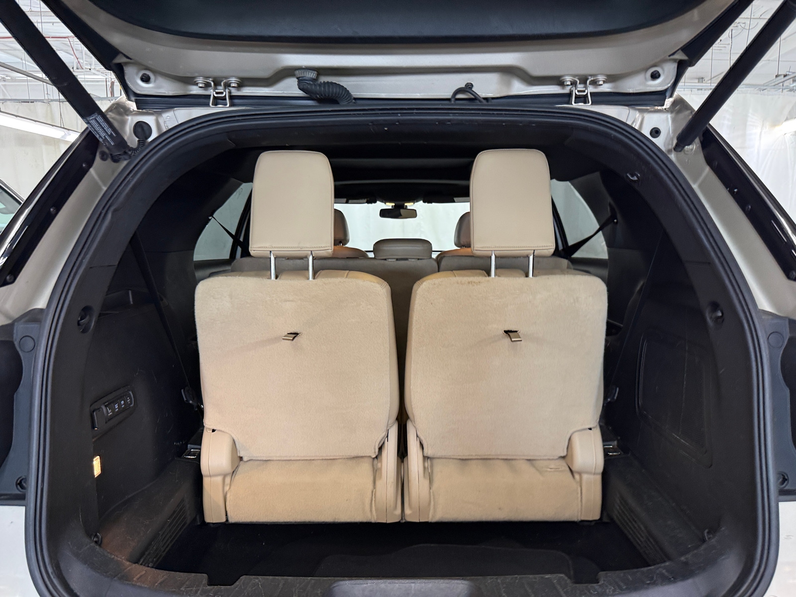 Thumbnail: 2017 Ford Explorer - 6