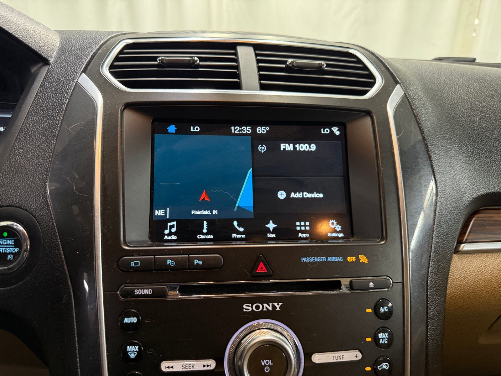 Thumbnail: 2017 Ford Explorer - 3
