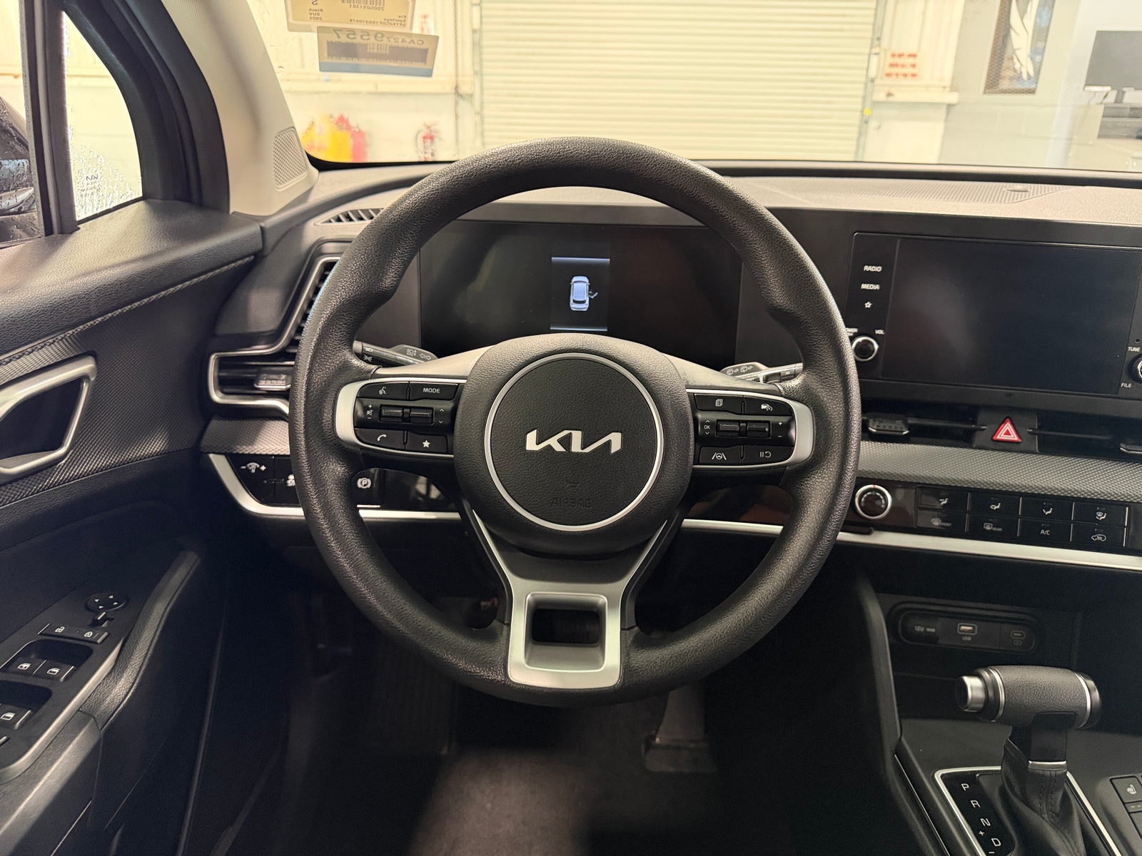 Thumbnail: 2025 Kia Sportage - 5