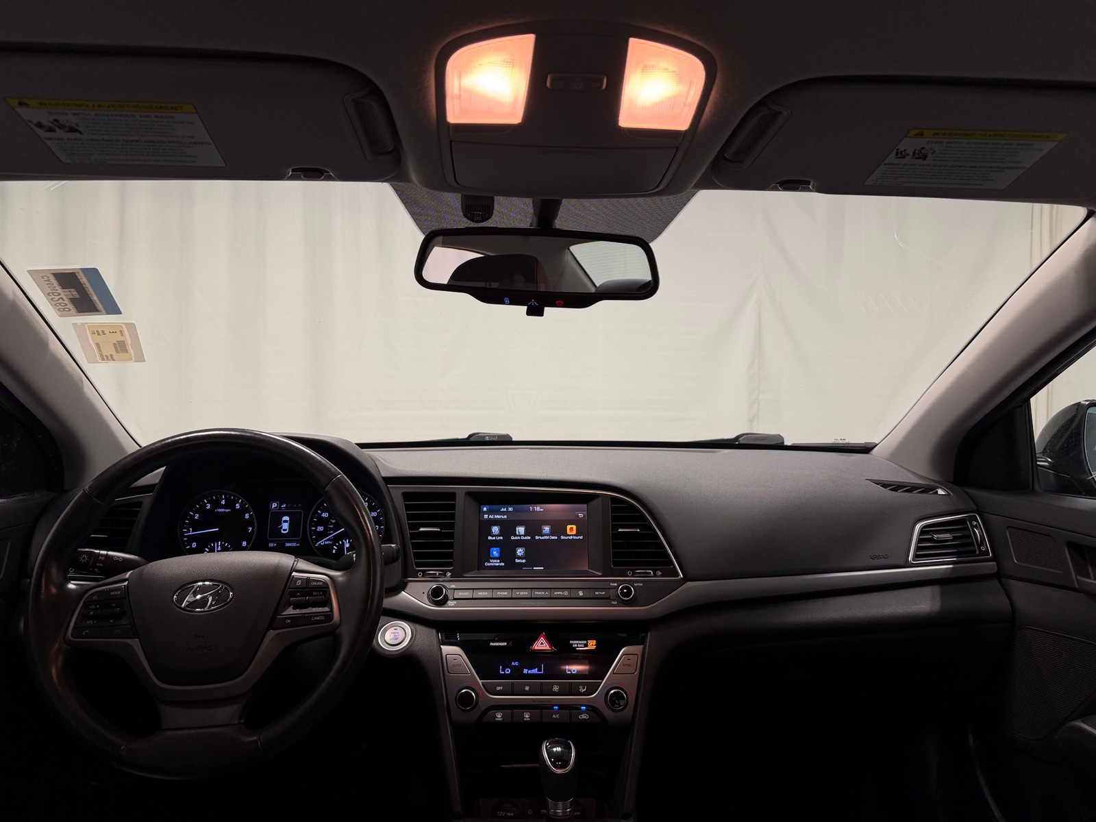 Thumbnail: 2017 Hyundai Elantra - 3