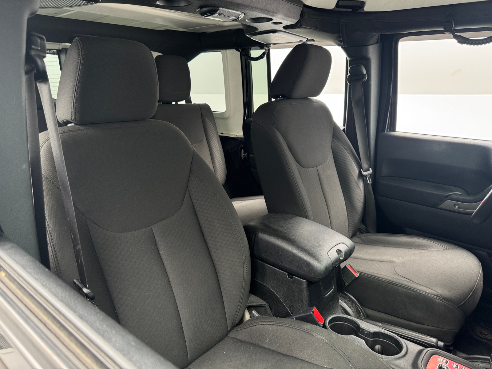 Thumbnail: 2017 Jeep Wrangler - 2