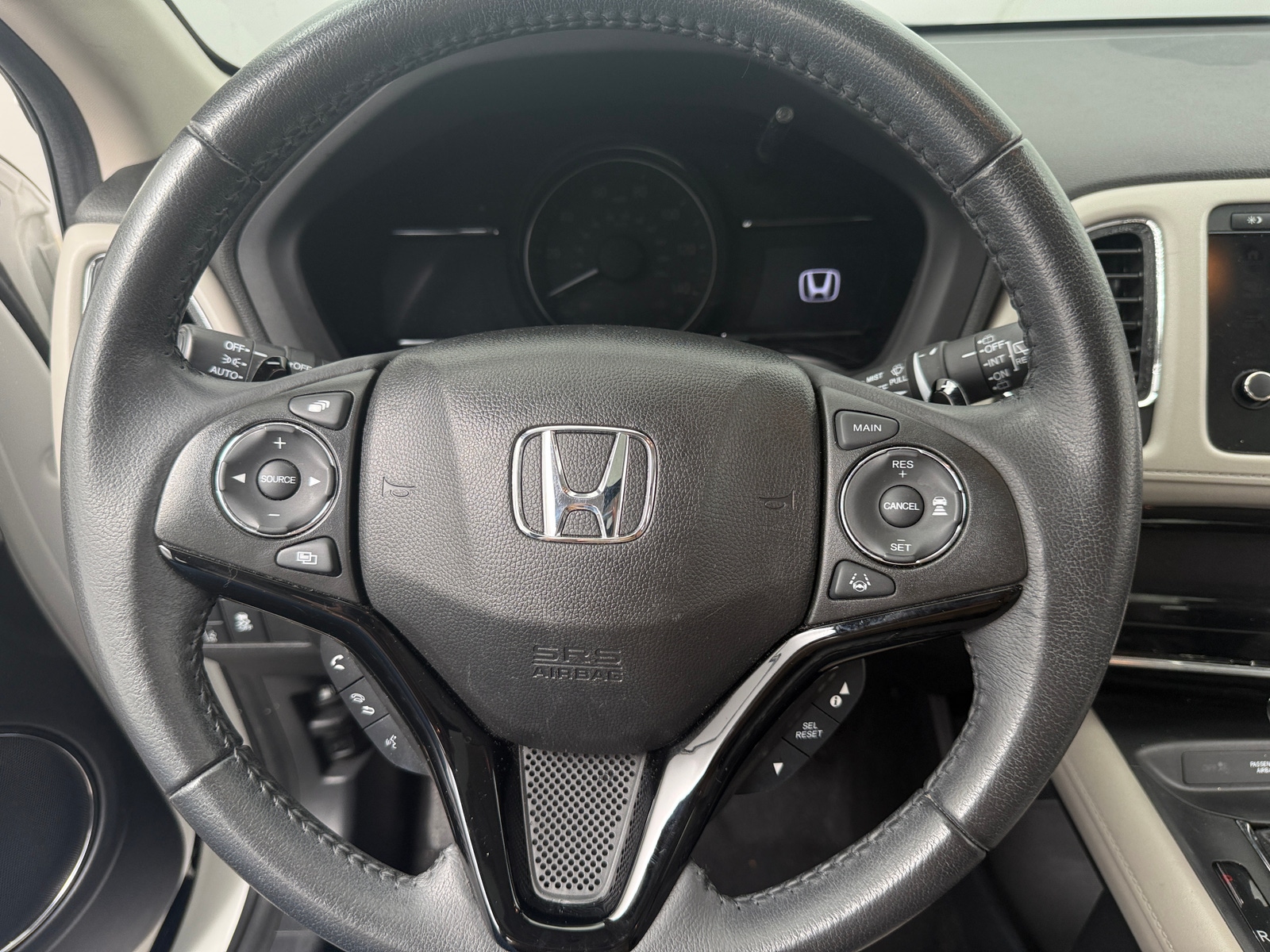 Thumbnail: 2019 Honda HR-V - 4