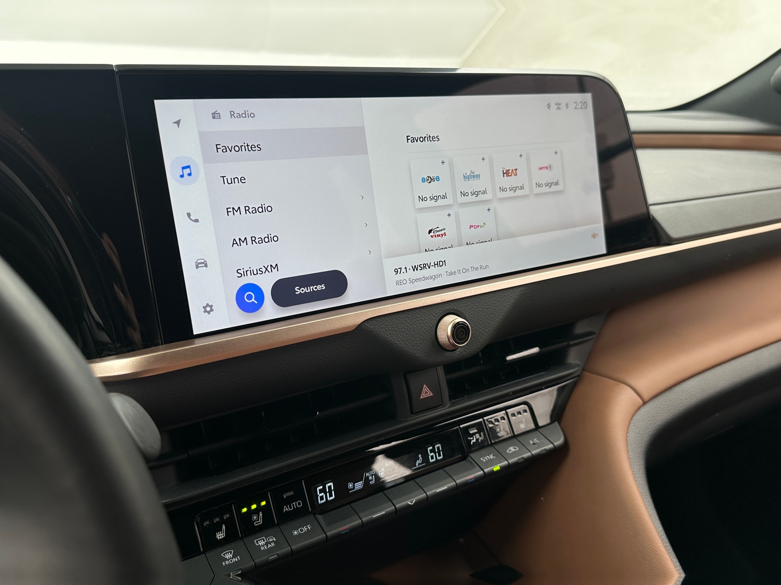 Thumbnail: 2025 Toyota Crown Signia - 3