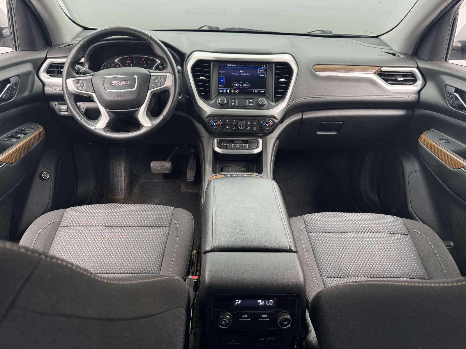 Thumbnail: 2020 GMC Acadia - 3