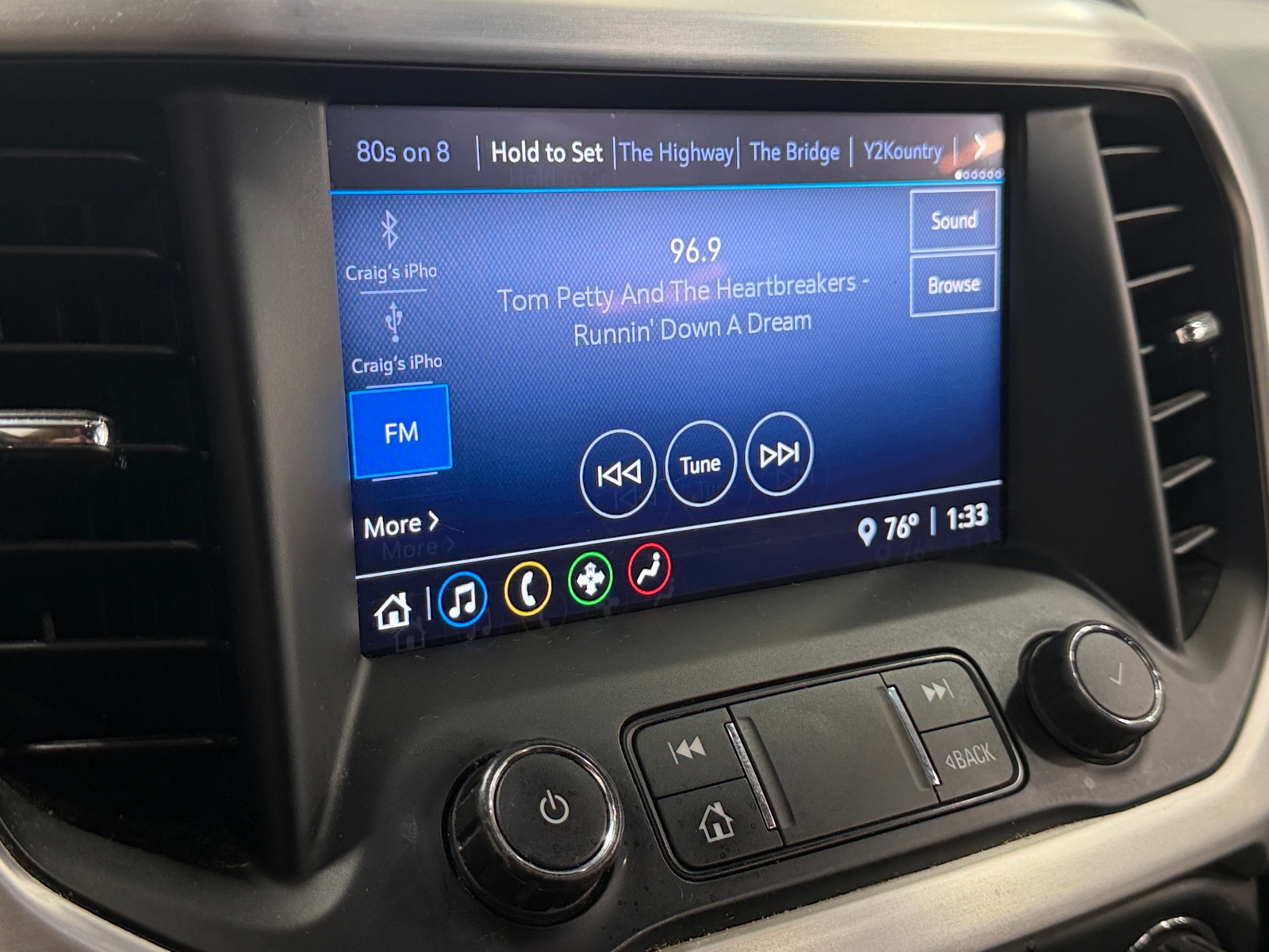 Thumbnail: 2020 GMC Acadia - 4