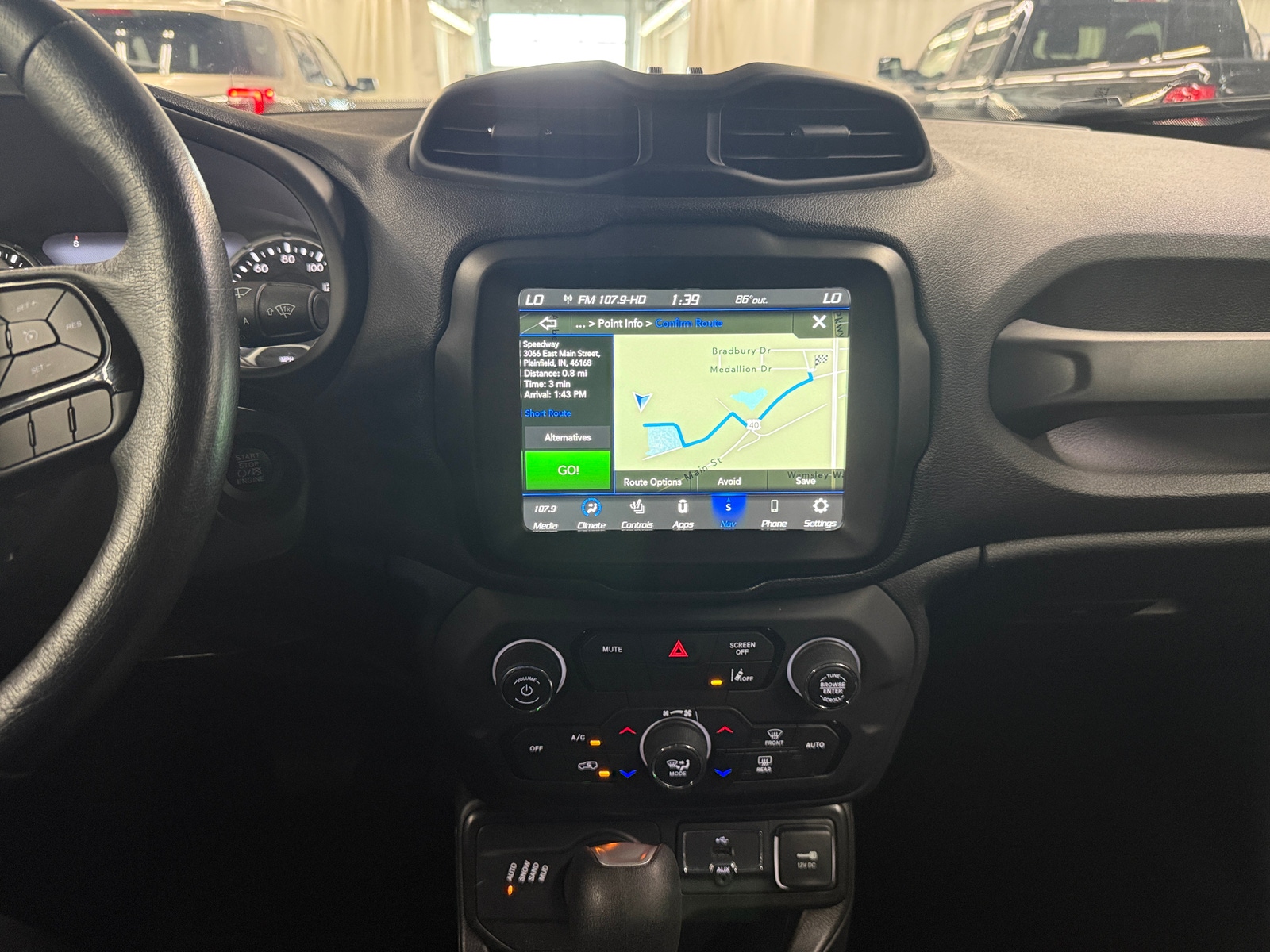 Thumbnail: 2022 Jeep Renegade - 4