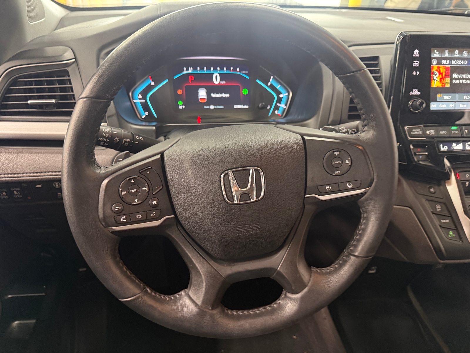 Thumbnail: 2023 Honda Odyssey - 4