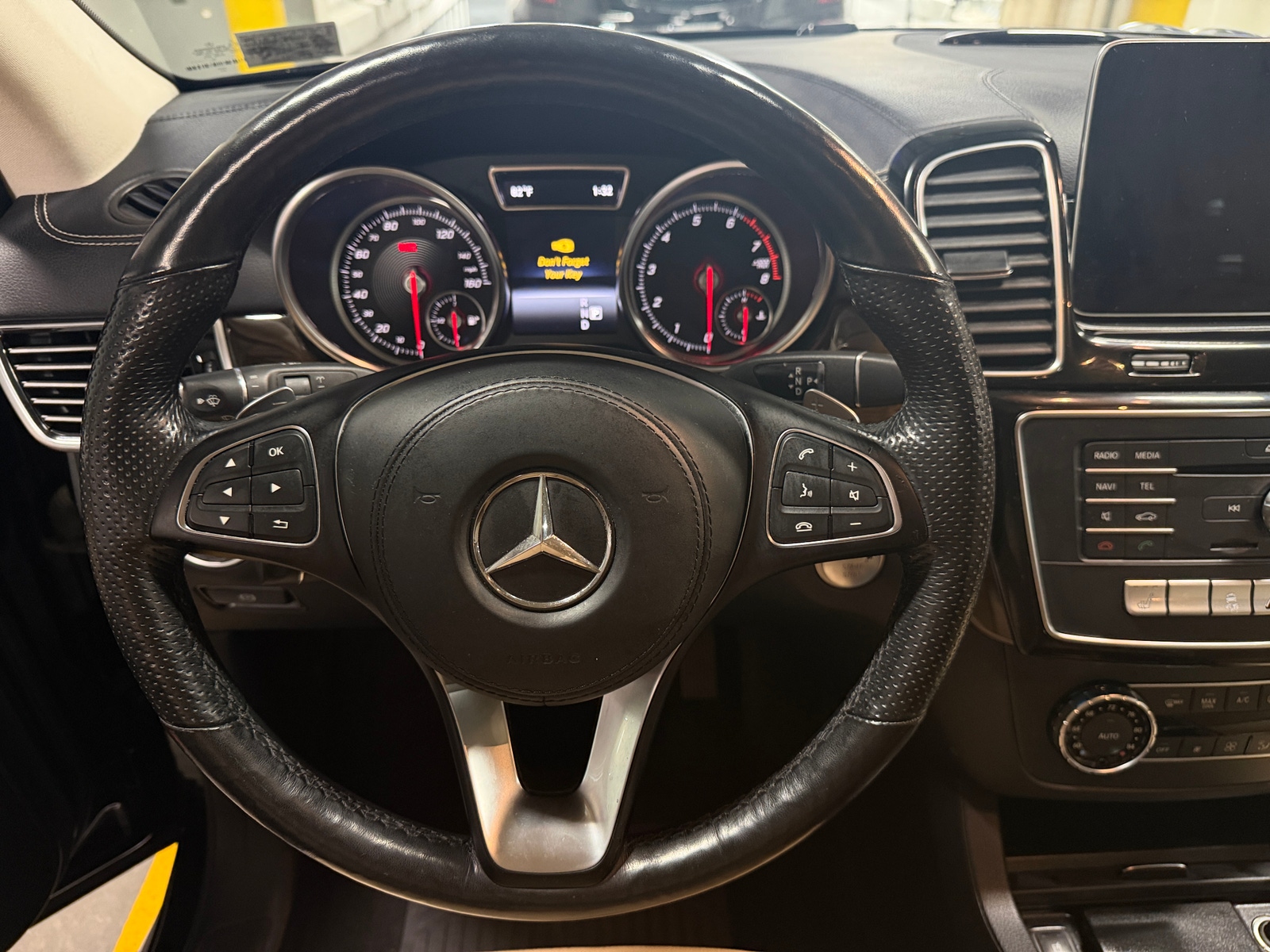 Thumbnail: 2019 Mercedes-Benz GLS - 4