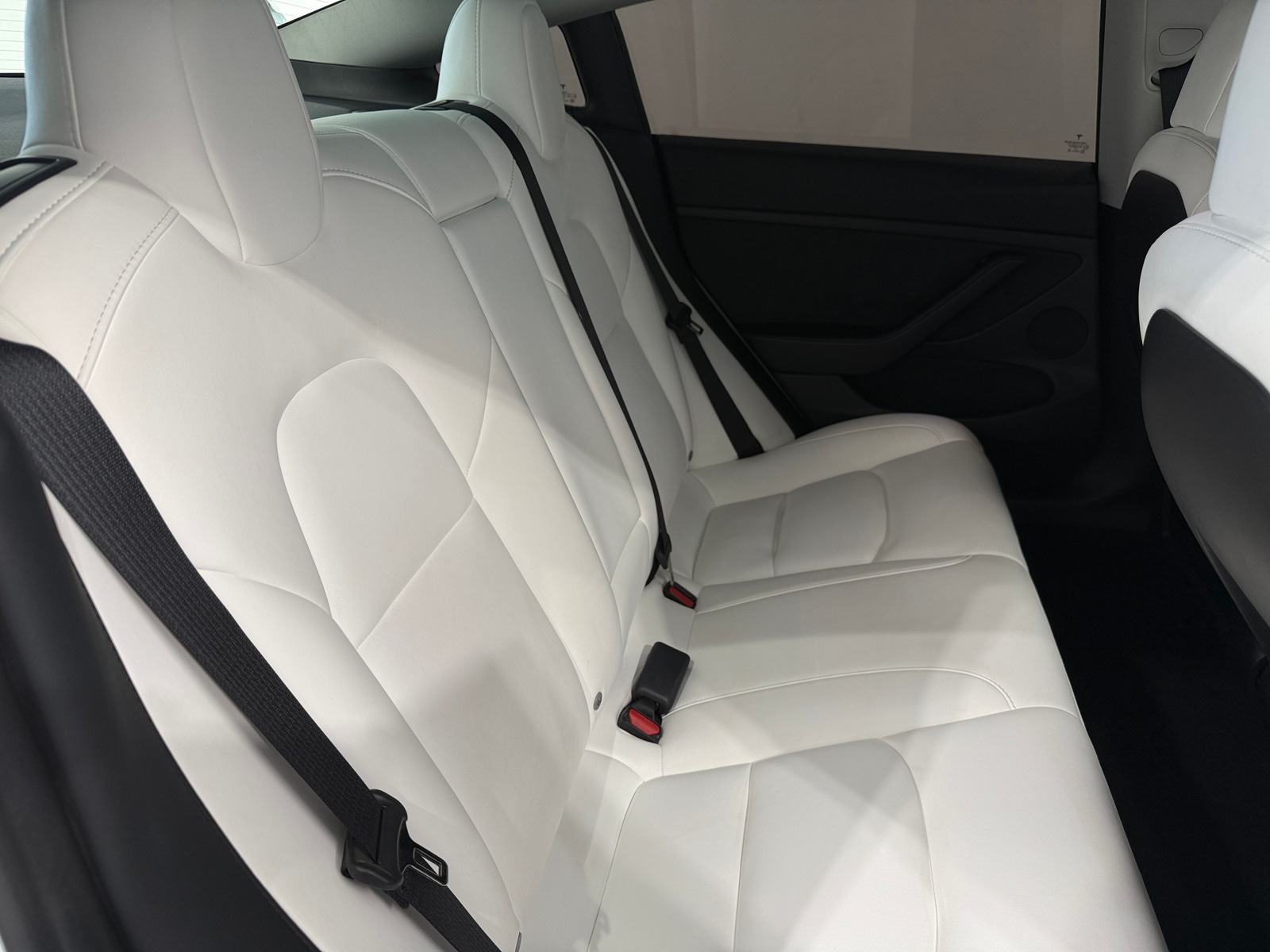 Thumbnail: 2022 Tesla Model 3 - 5