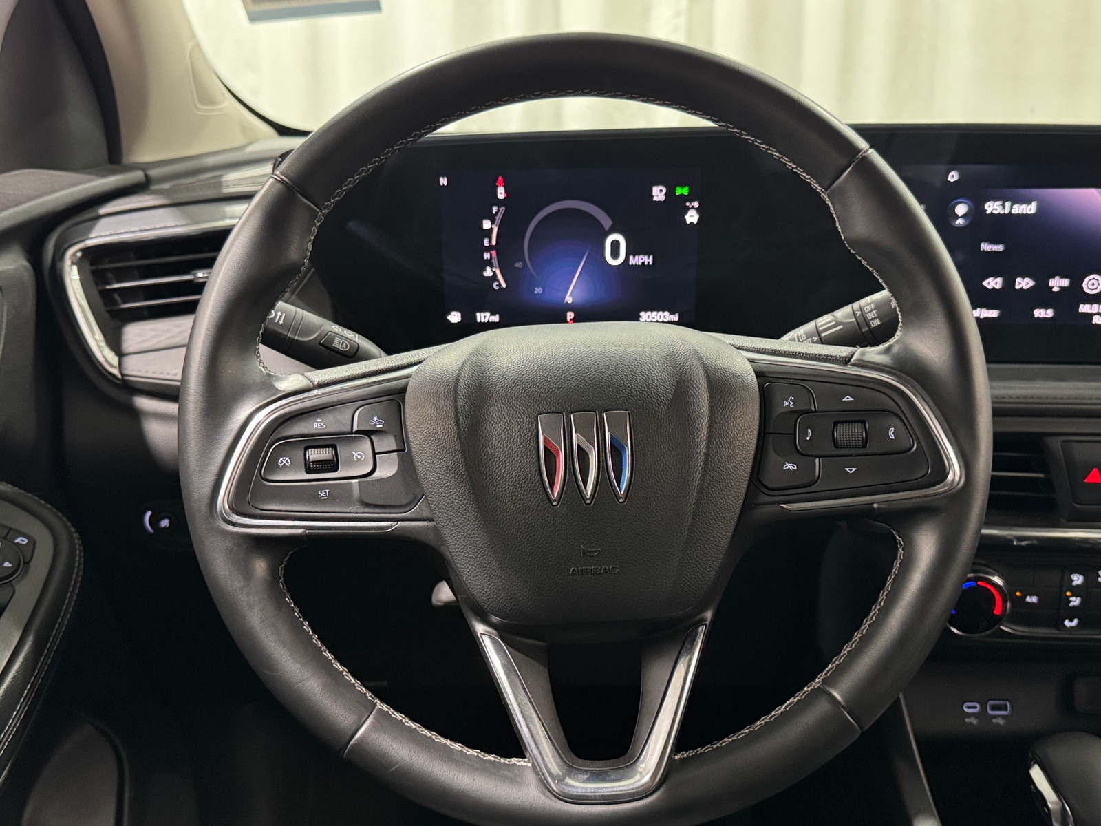 Thumbnail: 2025 Buick Encore GX - 4