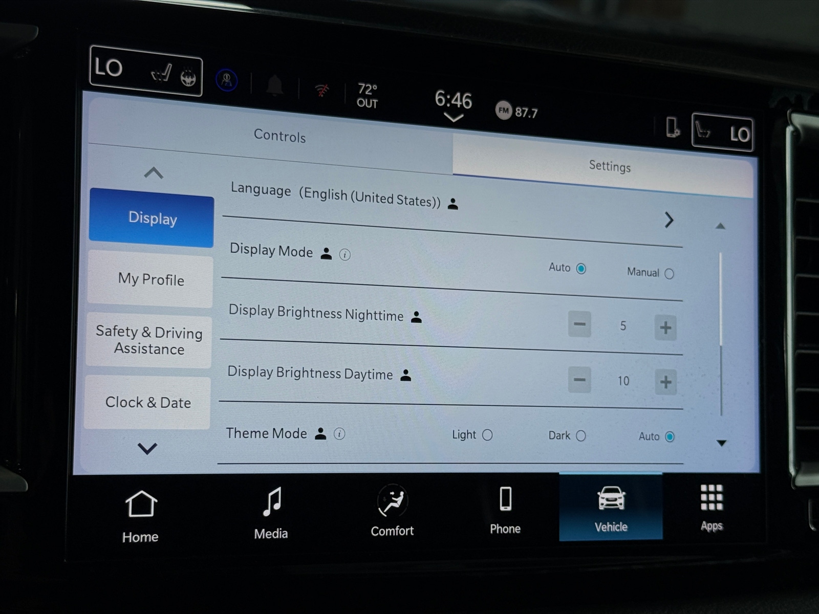 Thumbnail: 2025 Chrysler Pacifica - 3