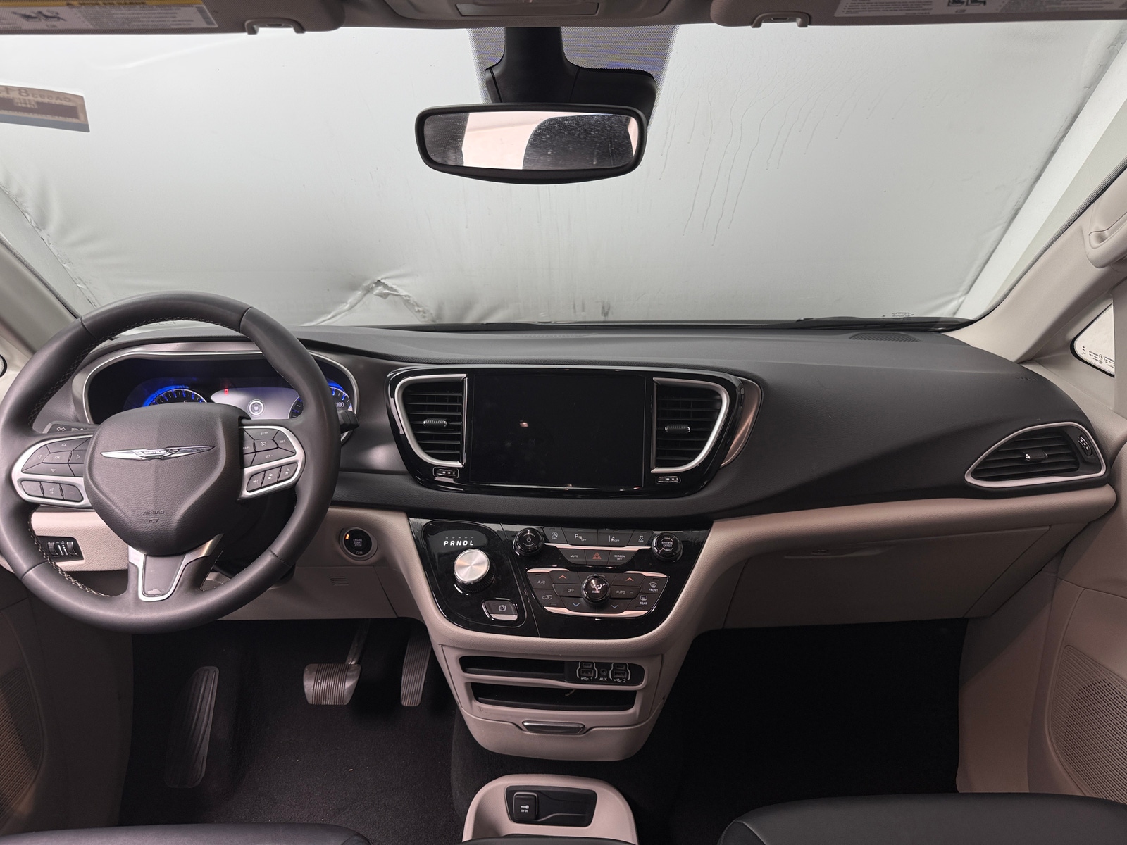 Thumbnail: 2024 Chrysler Pacifica - 2