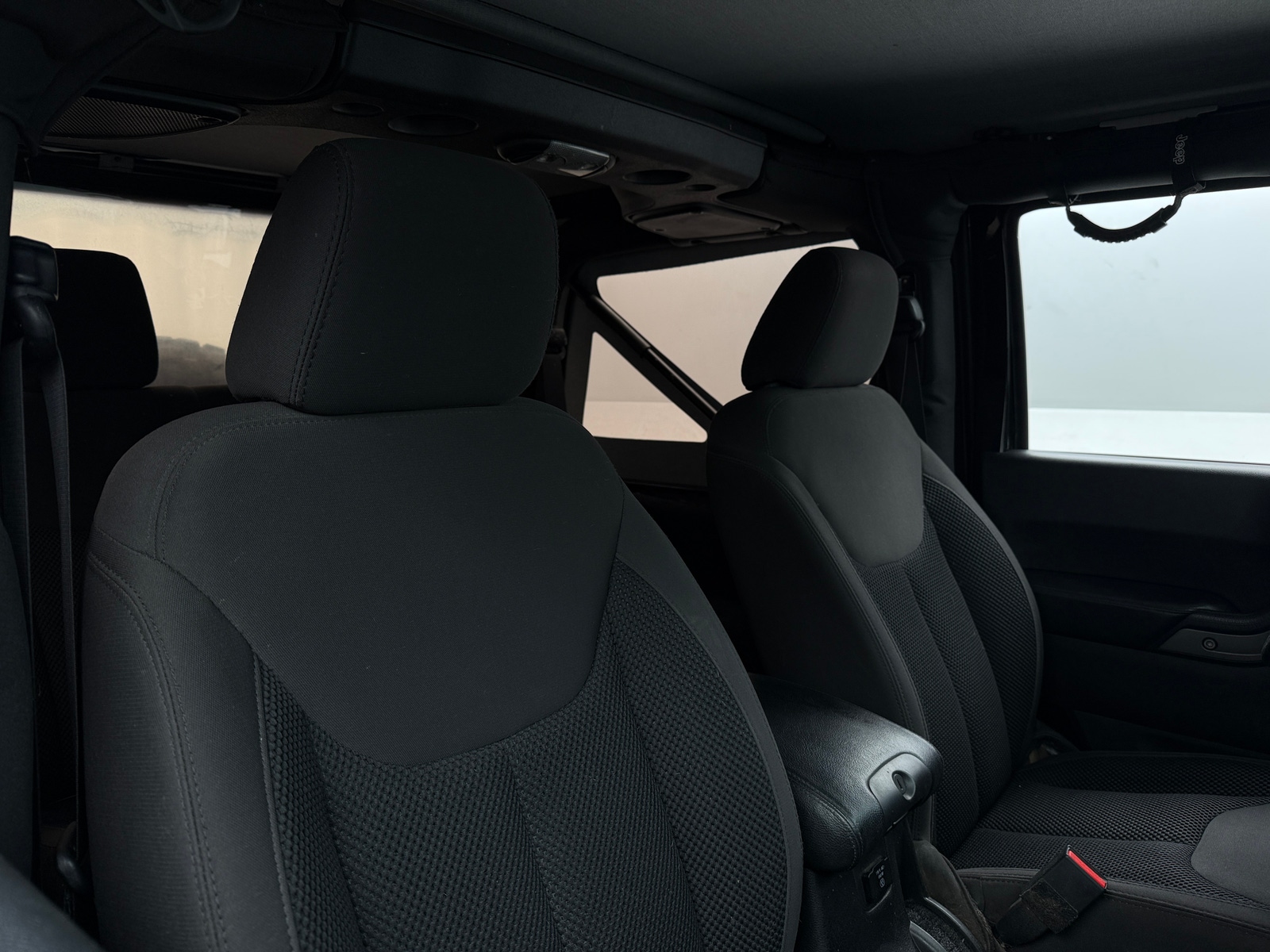 Thumbnail: 2017 Jeep Wrangler - 2